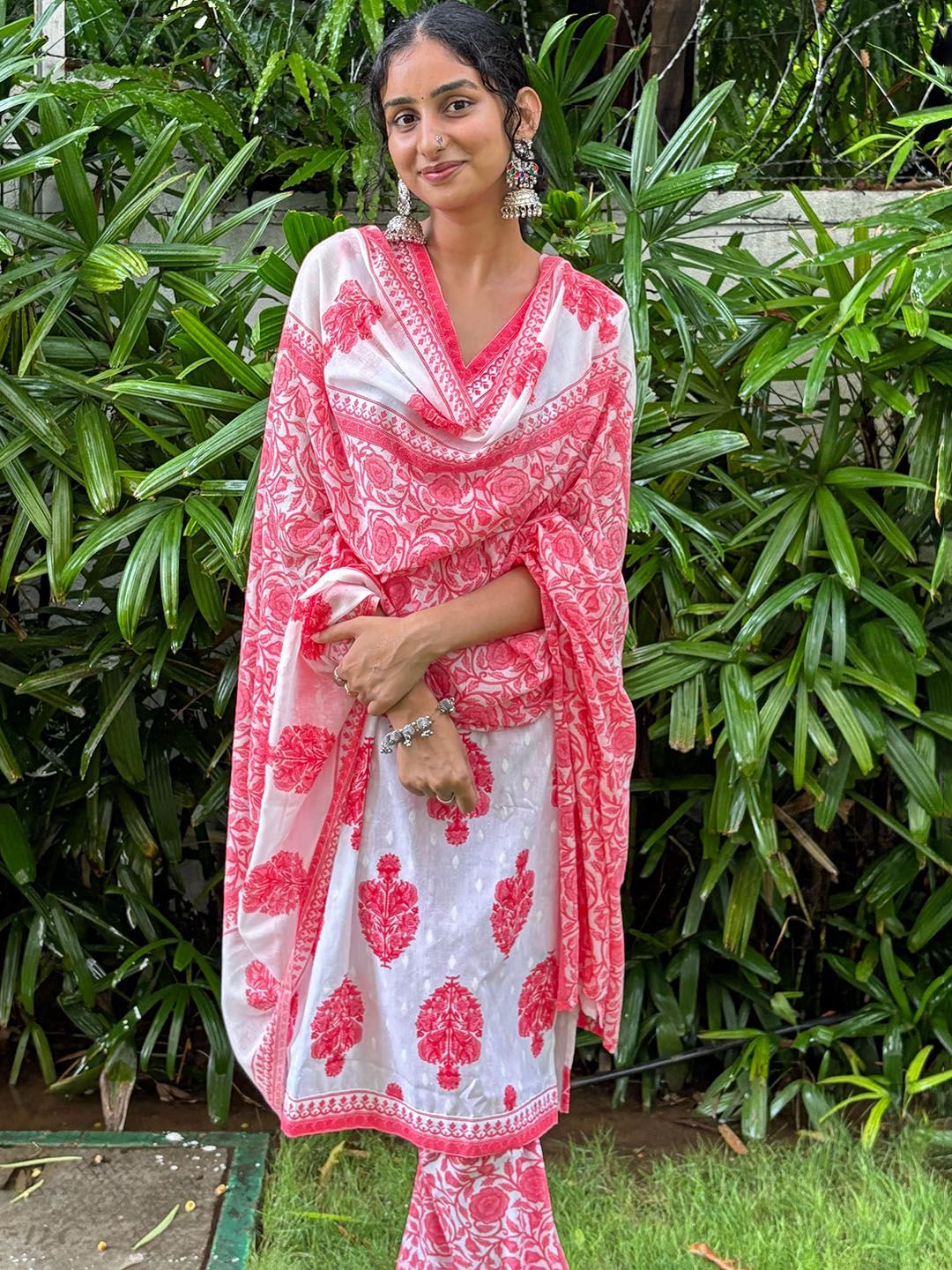 AAYUFAB Women Floral Printed Pure Cotton Kurta with Trousers & Dupatta