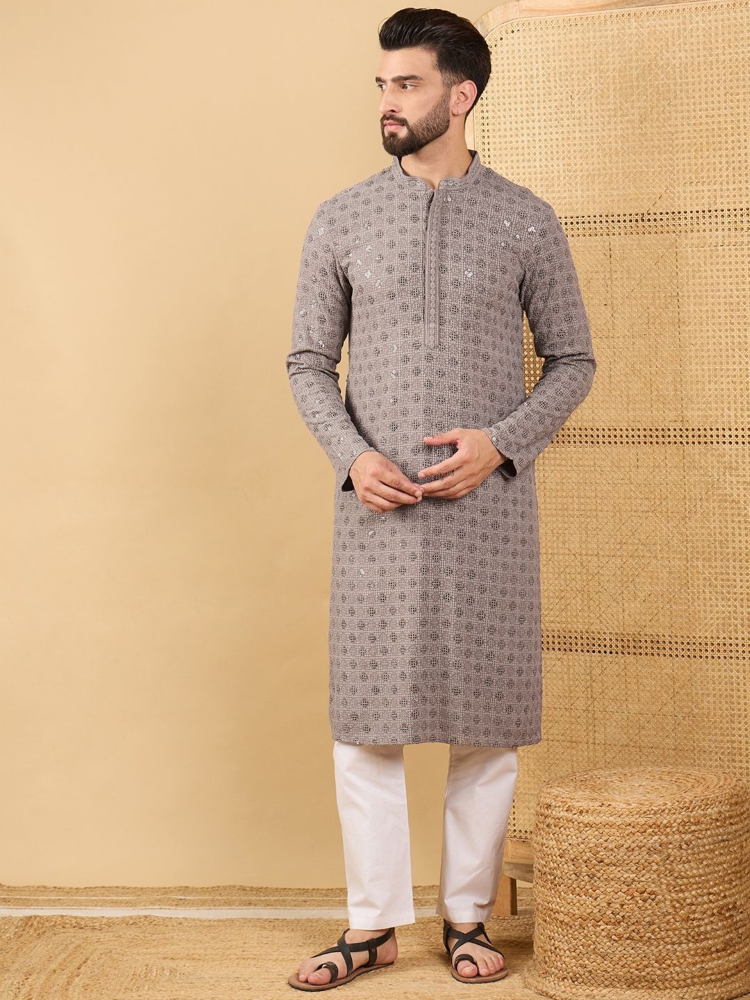 House of Pataudi Sequinned Embroidered Mandarin Collar Straight Kurta-picture-58