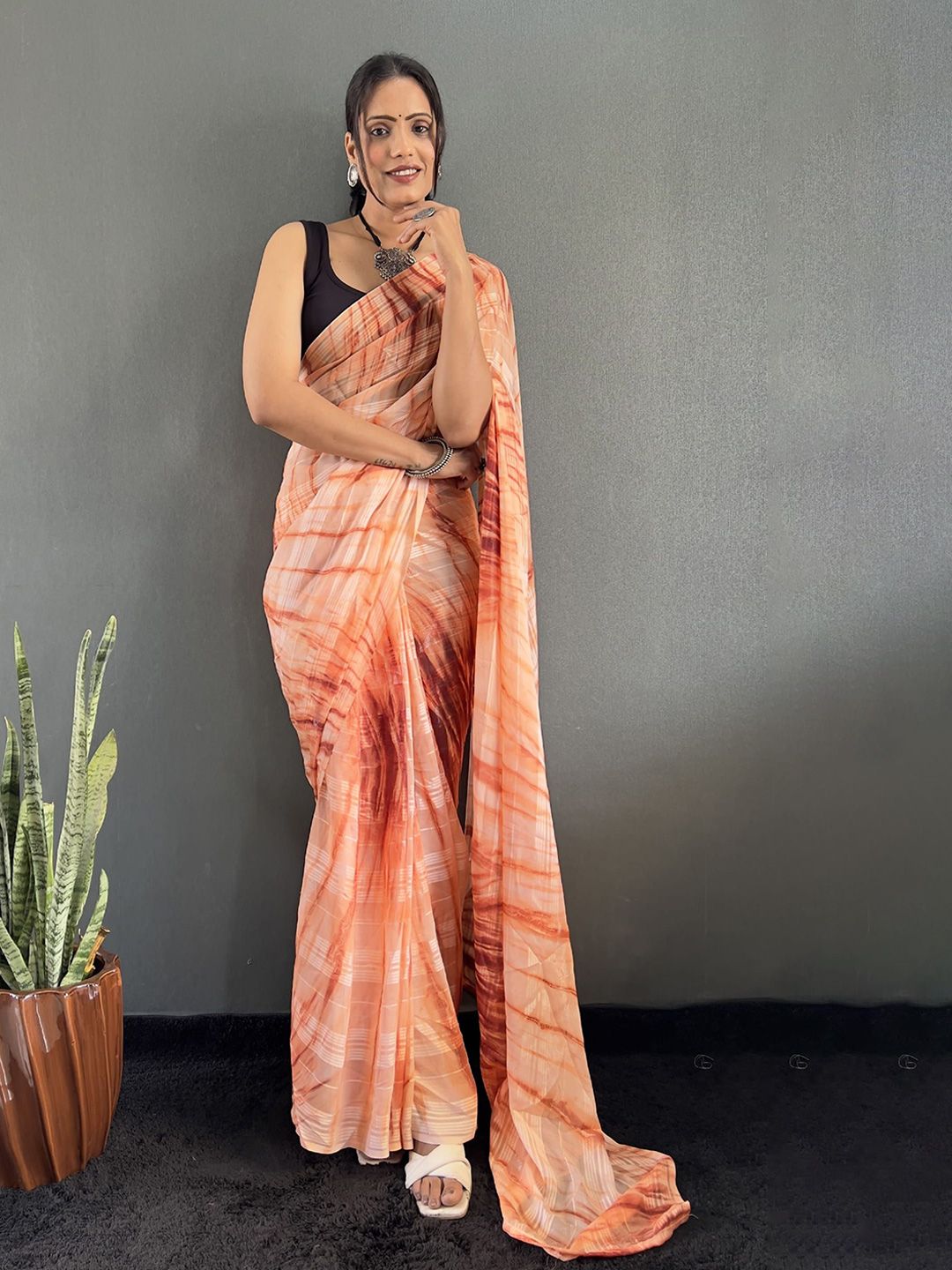 HERE&NOW Tie and Dye Pure Georgette Ready to Wear Saree-picture-39
