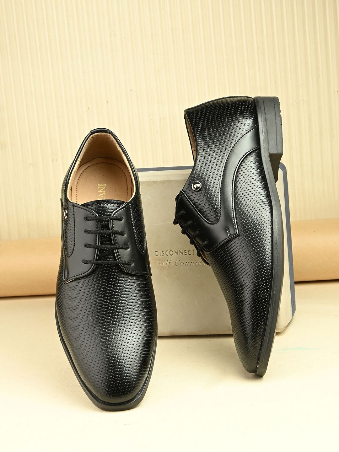 INVICTUS Men Textured Formal Derbys-image-15