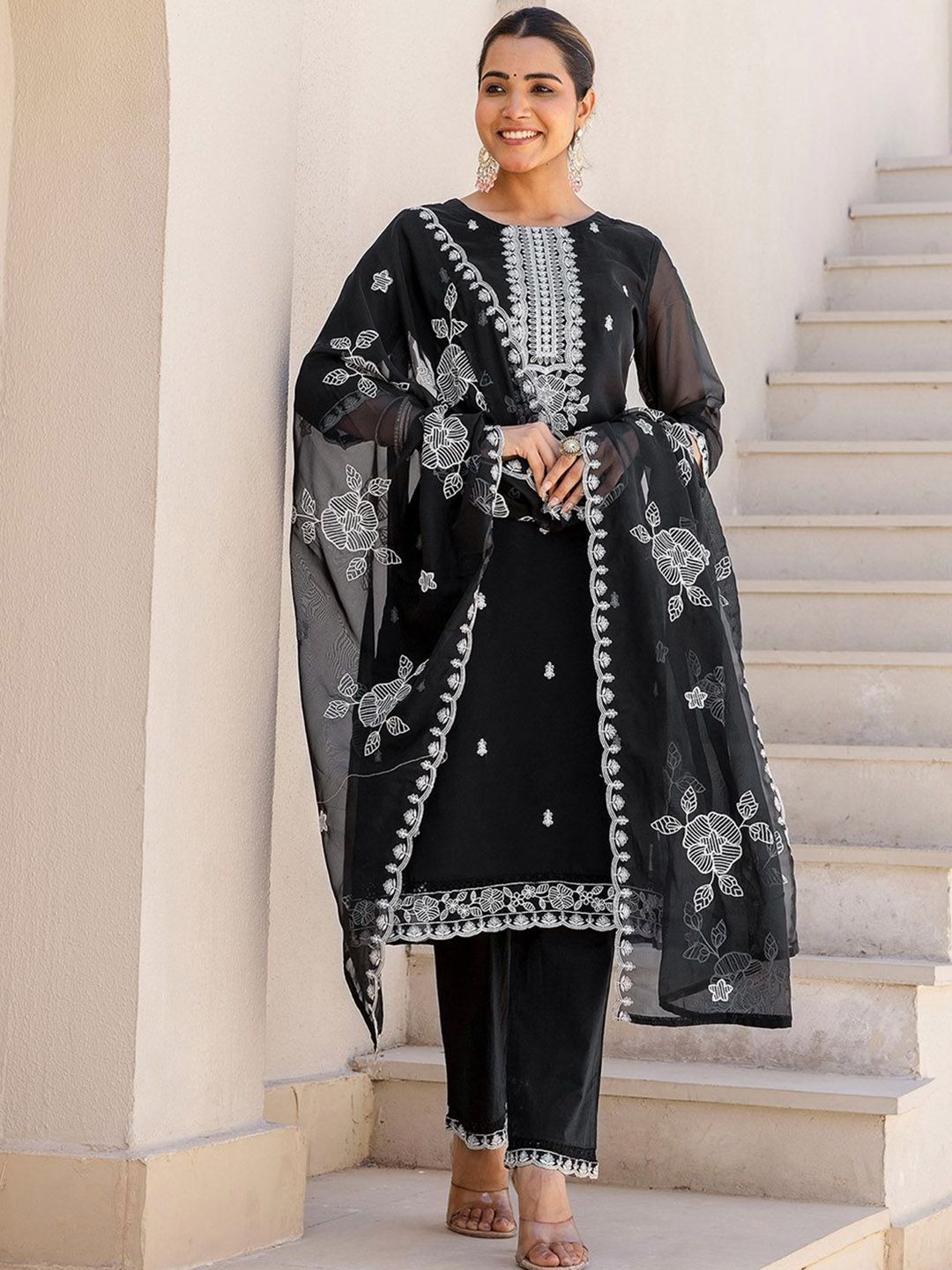 SANISA Women Ethnic Motifs Embroidered Regular Kurta with Trousers & Dupatta-picture-21