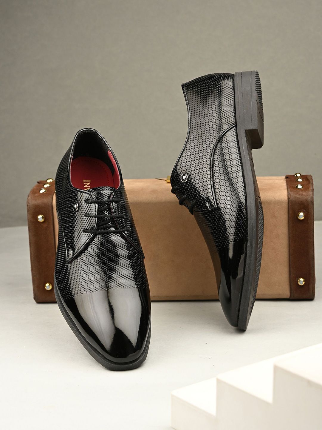 INVICTUS Men Textured Round-Toe Formal Derbys-image-47