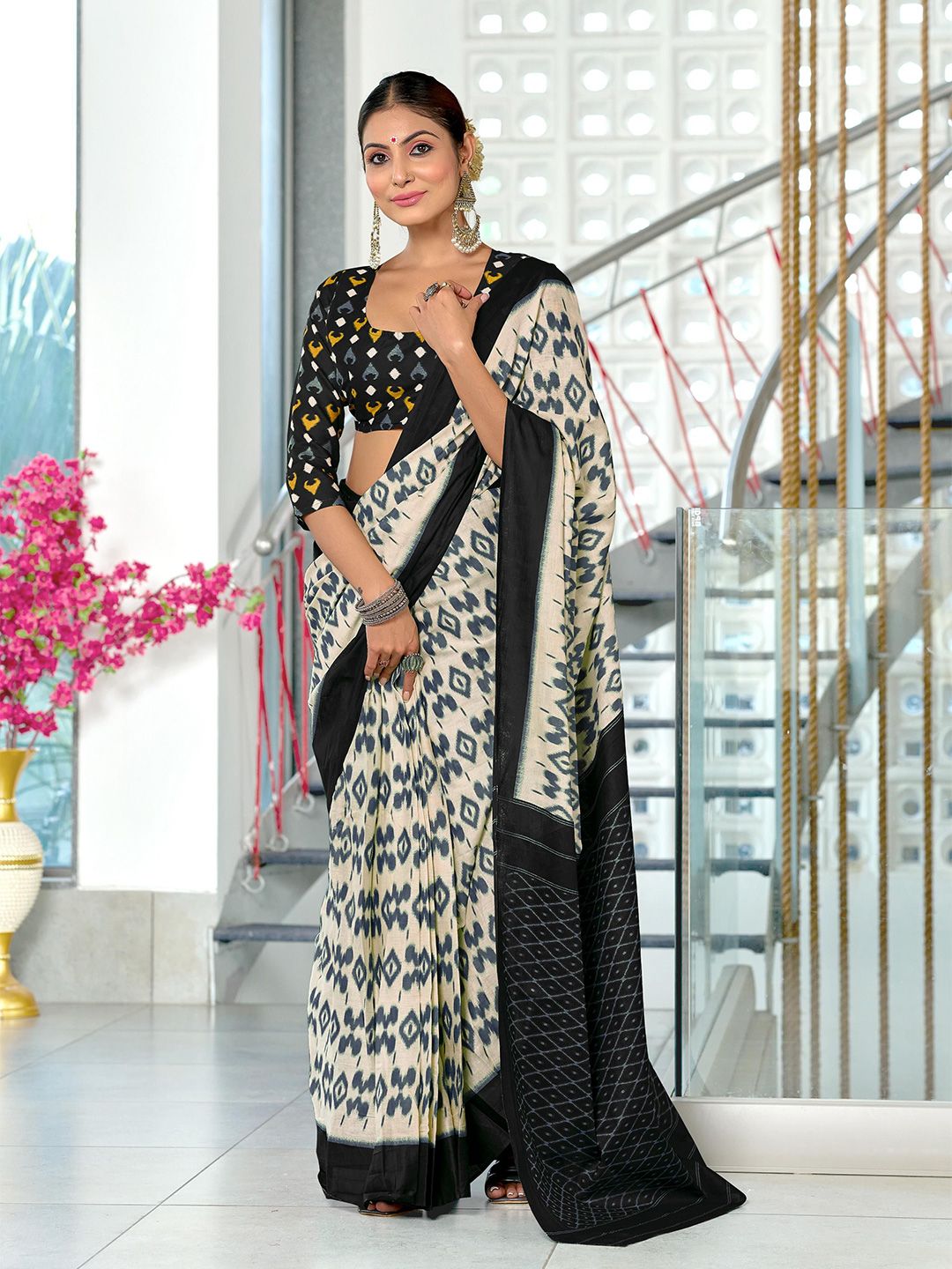 Panzora Women Geometric Printed Cotton Blend Block Print Saree-picture-36