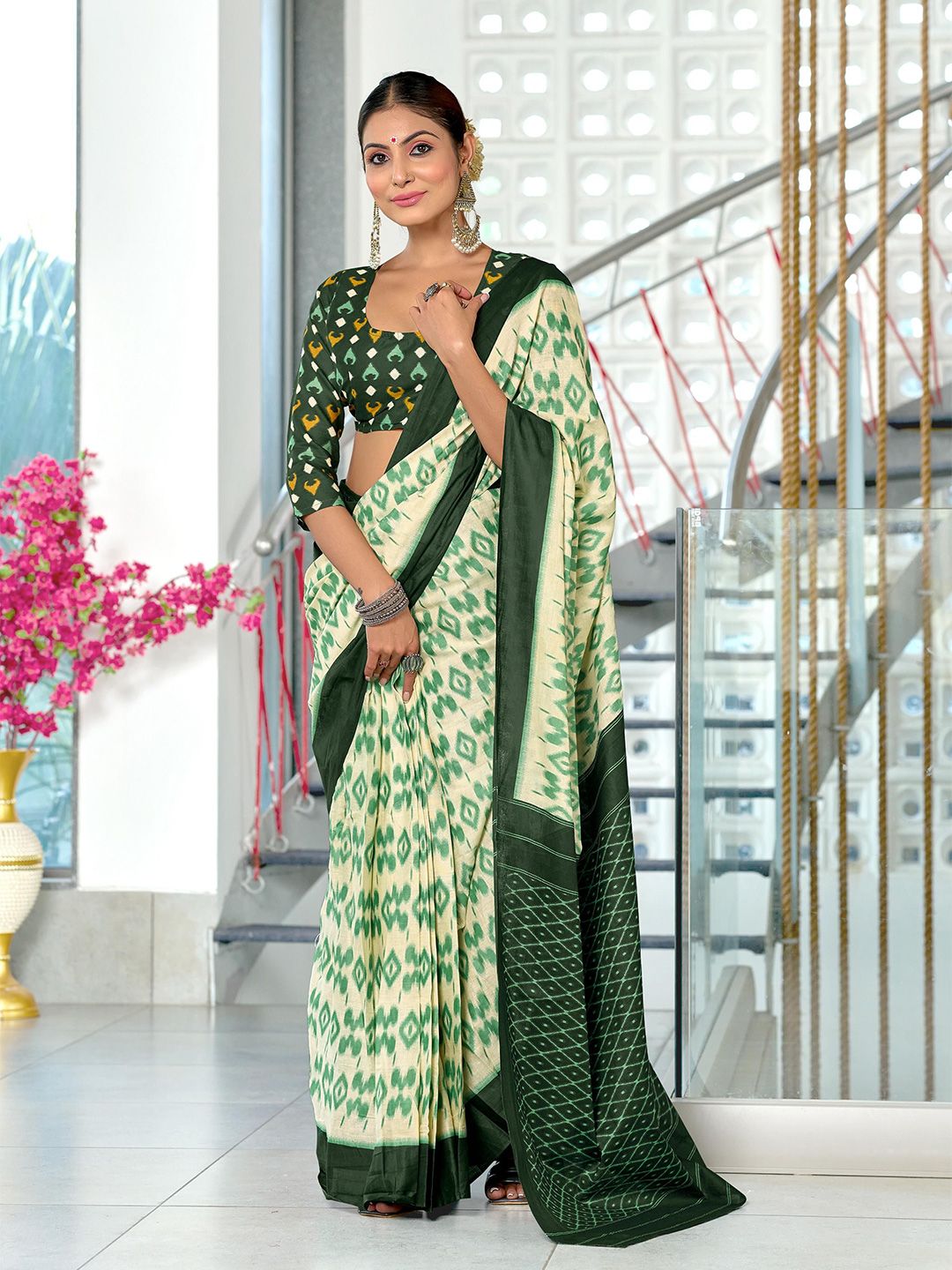 Panzora Geometric Printed Block Print Saree With Blouse Piece-picture-14