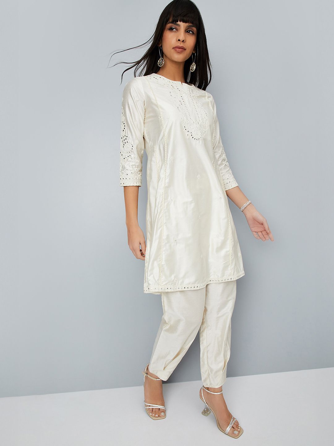 max Floral Embroidered Mirror Work Straight Kurta With Trousers