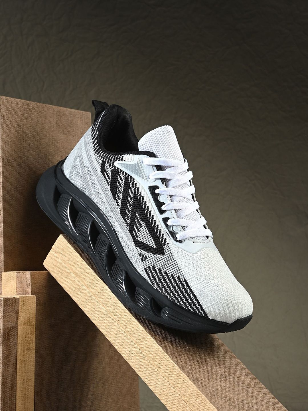 The Roadster Lifestyle Co. Men Running Shoes-picture-27