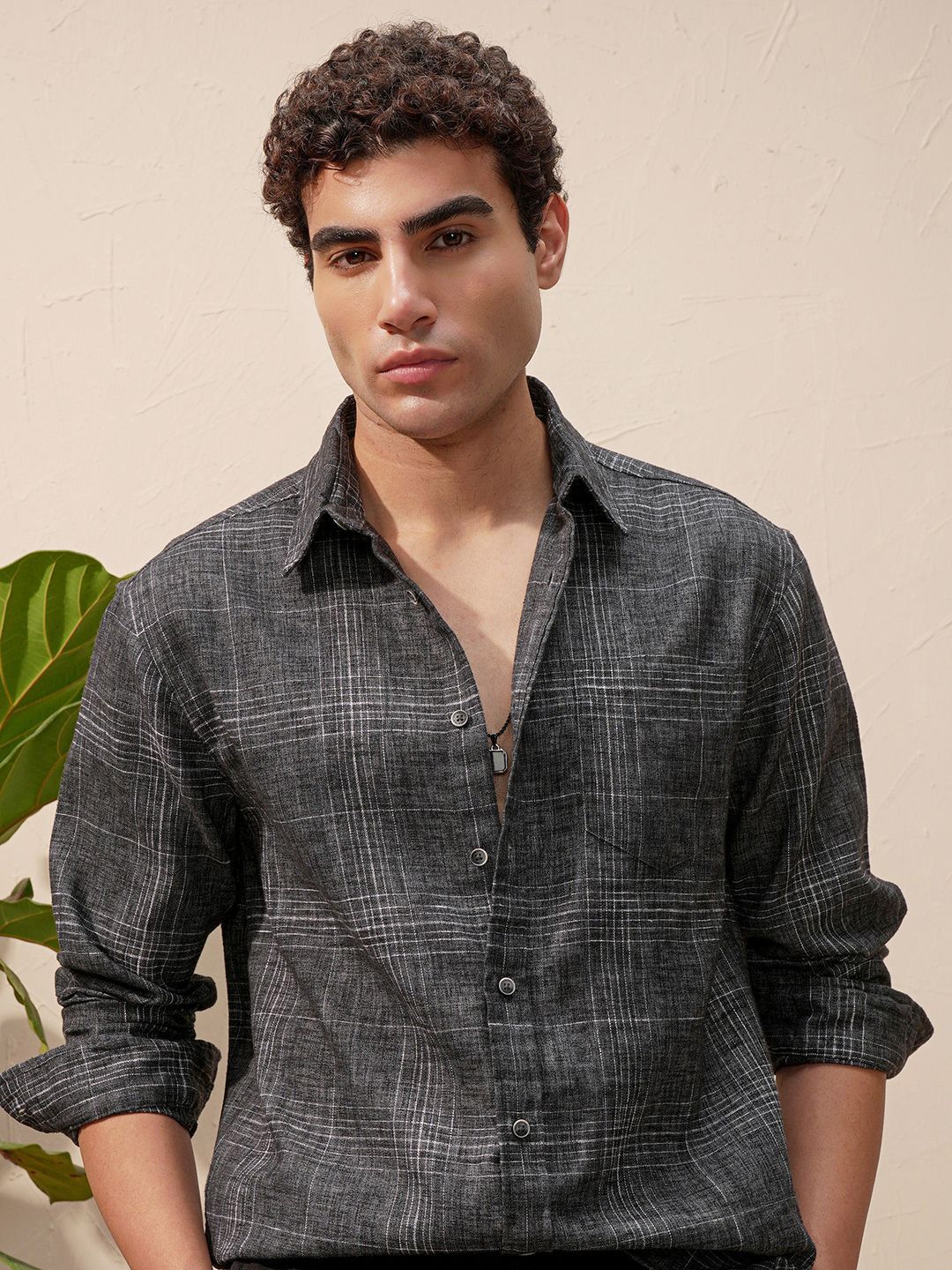 HIGHLANDER Checked Spread Collar Long Sleeves Relaxed Fit Casual Shirt-picture-33