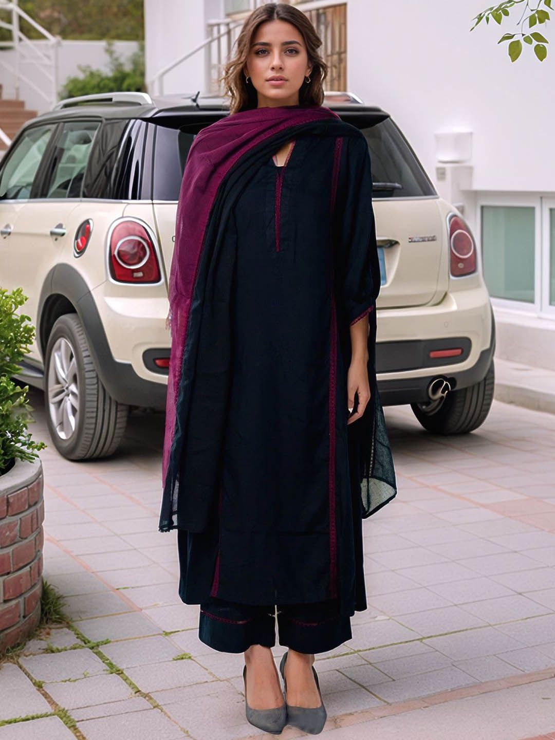 Aaghnya Women Straight Kurta with Palazzos & With Dupatta