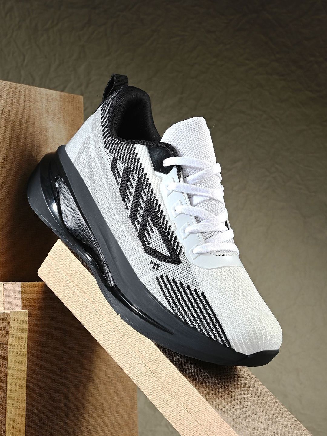 The Roadster Lifestyle Co. Men Running Shoes-picture-39