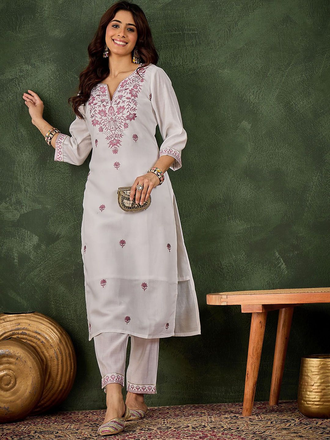 VredeVogel Women Floral Yoke Design Kurta with Trousers