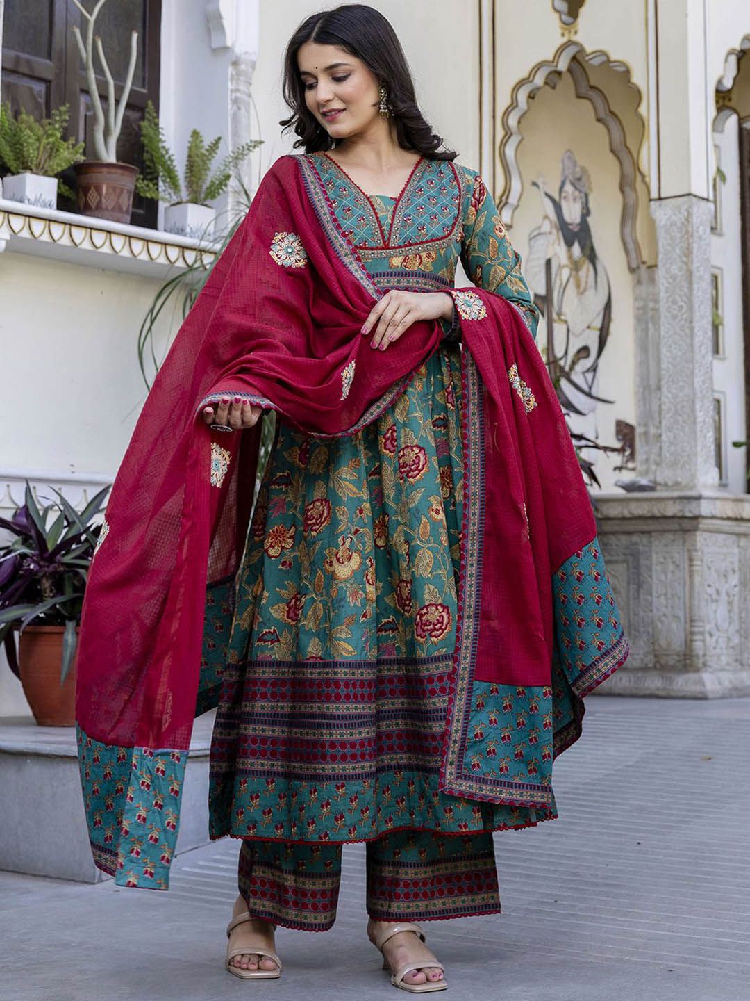 Pistaa Floral Printed V-Neck Pure Cotton Anarkali Kurta With Palazzos and Dupatta-picture-22