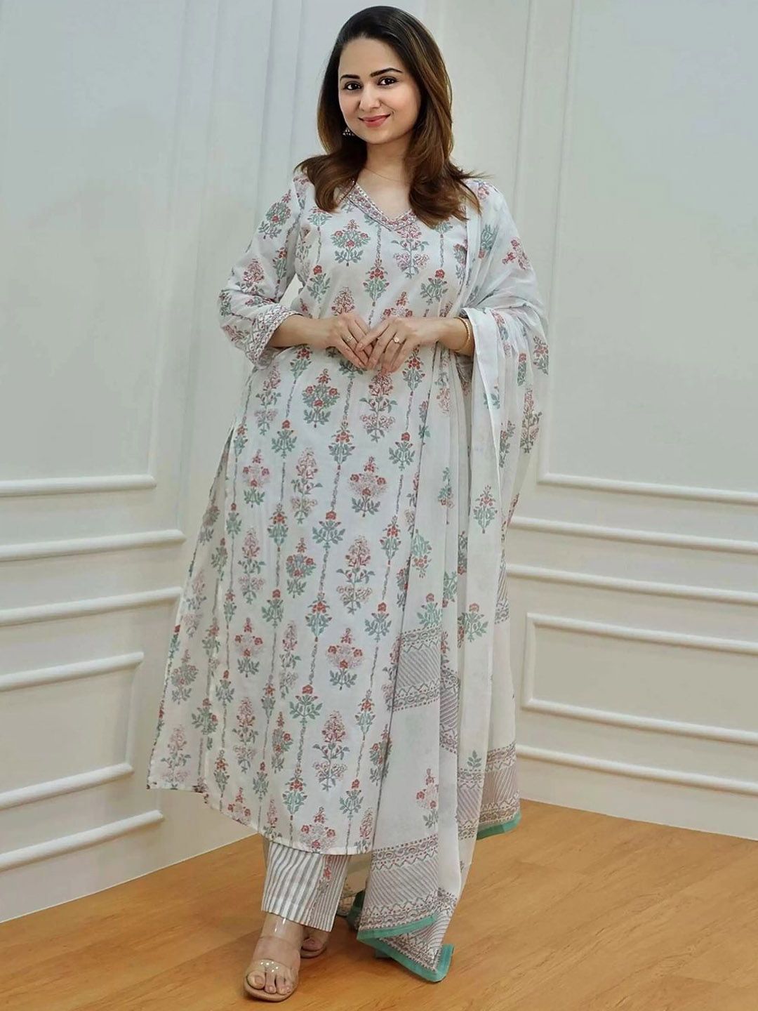 Anouk Rustic Floral Printed V-Neck Straight Kurta With Trousers & Dupatta
