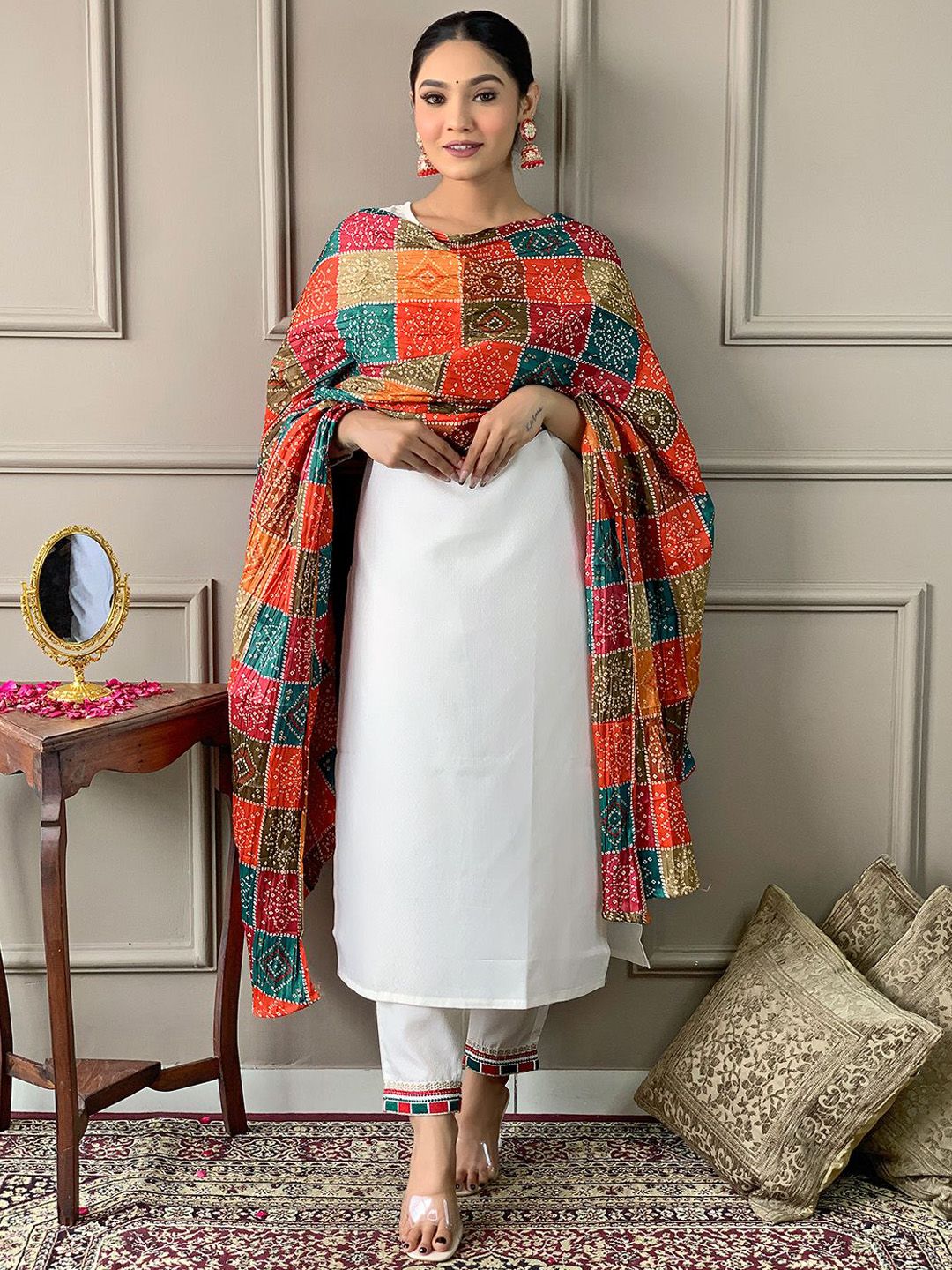 Siya Fashion Women Embroidered Regular Thread Work Kurta with Trousers & Dupatta