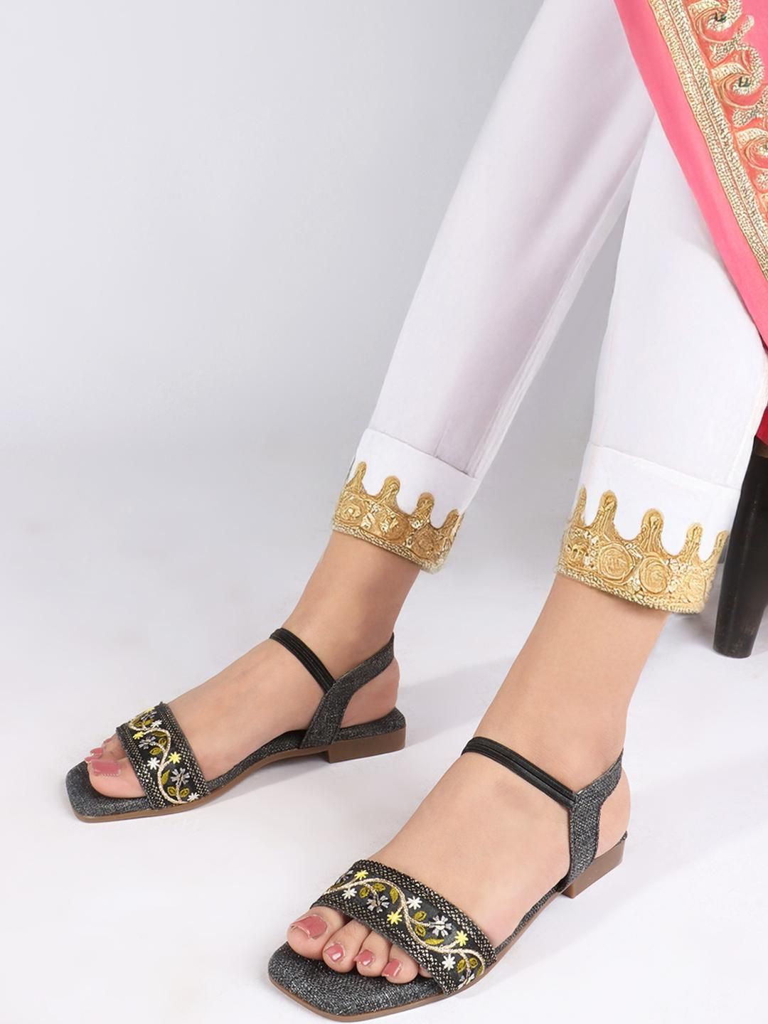 CORSICA Women Embellished Ethnic Open Toe Flats-picture-27