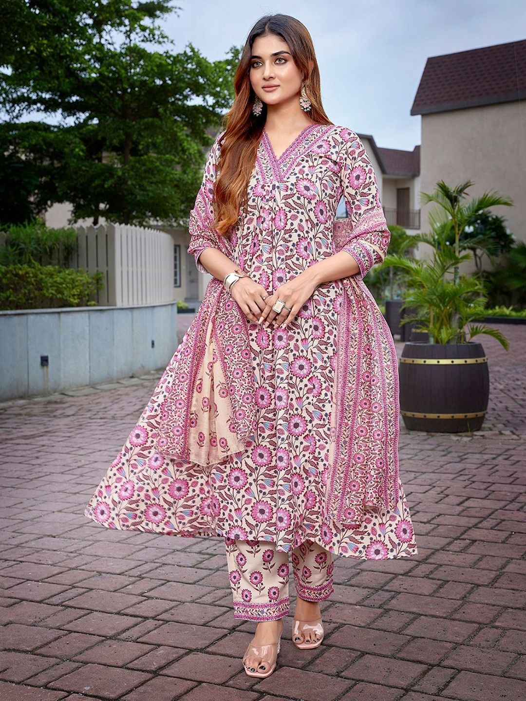 ODETTE Women Viscose Printed Stitched Kurta Set