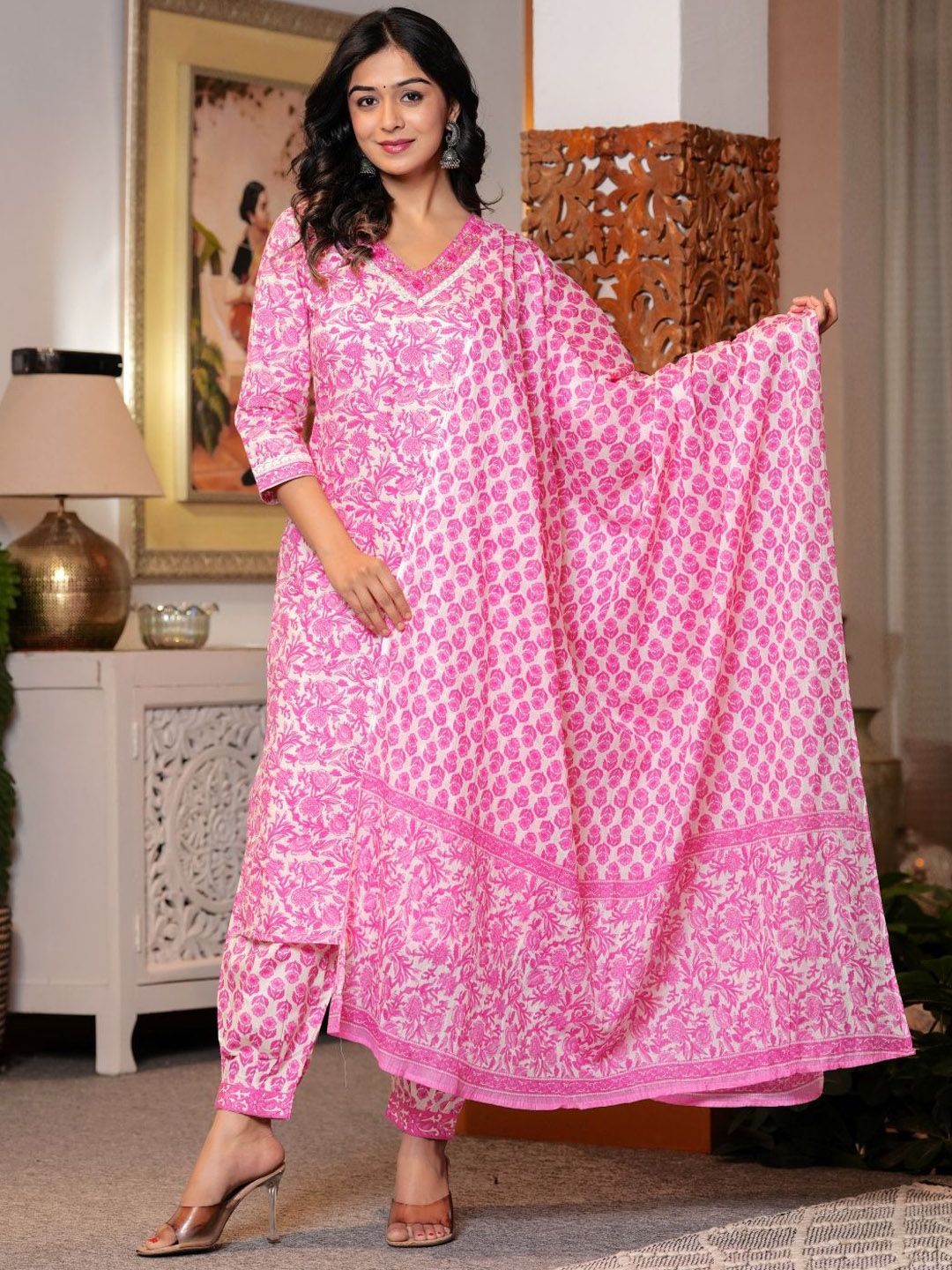 RANI PRINTS Floral Printed Pure Cotton Kurta With Trousers & Dupatta