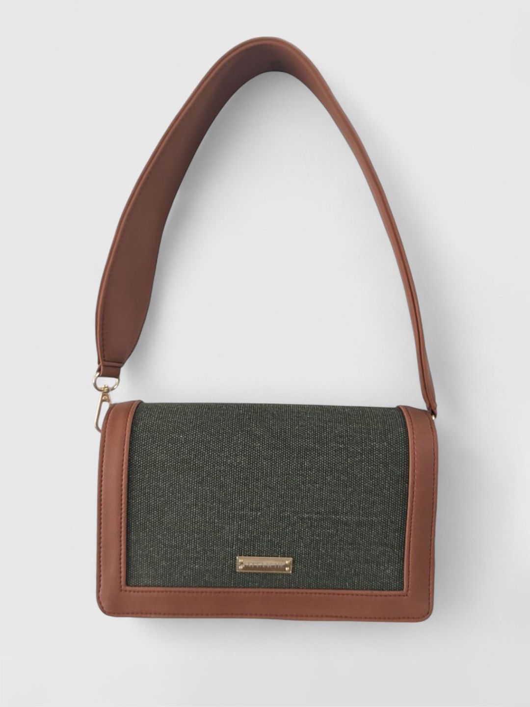 ATTAACHE ACCESSORIES Women Colourblocked Structured Cut Work Shoulder Bag-picture-39