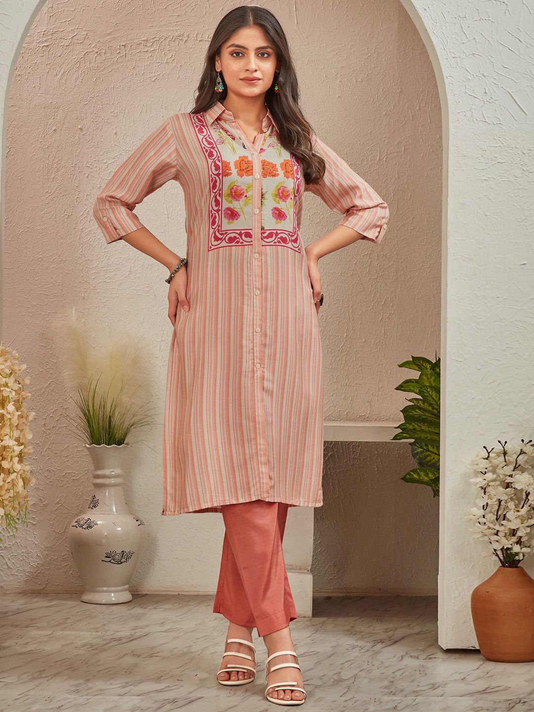 all about you Floral Printed Shirt Collar Straight Kurta with Trousers