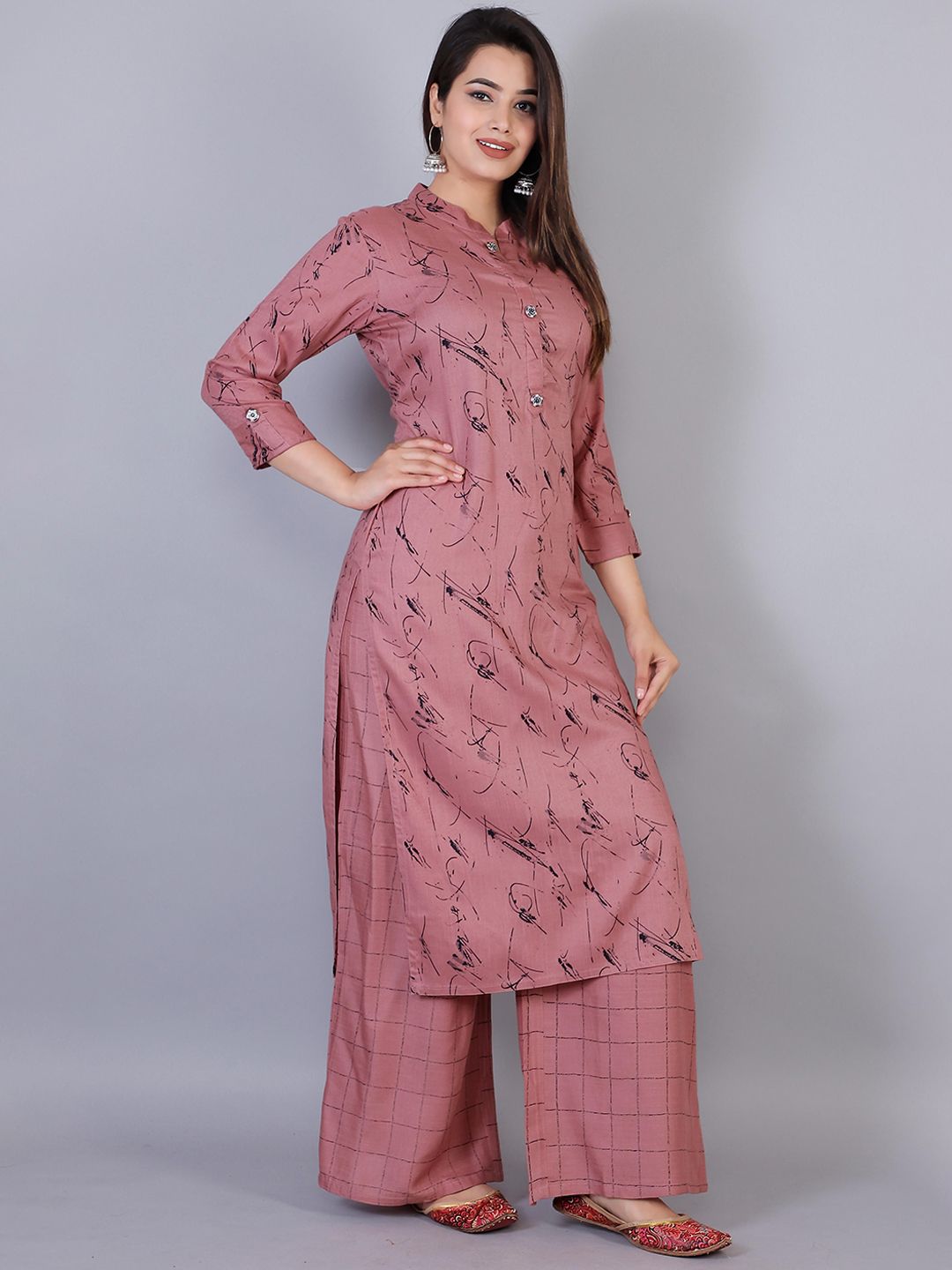 OH MI DIOS Women Abstract Printed Kurta with Palazzos