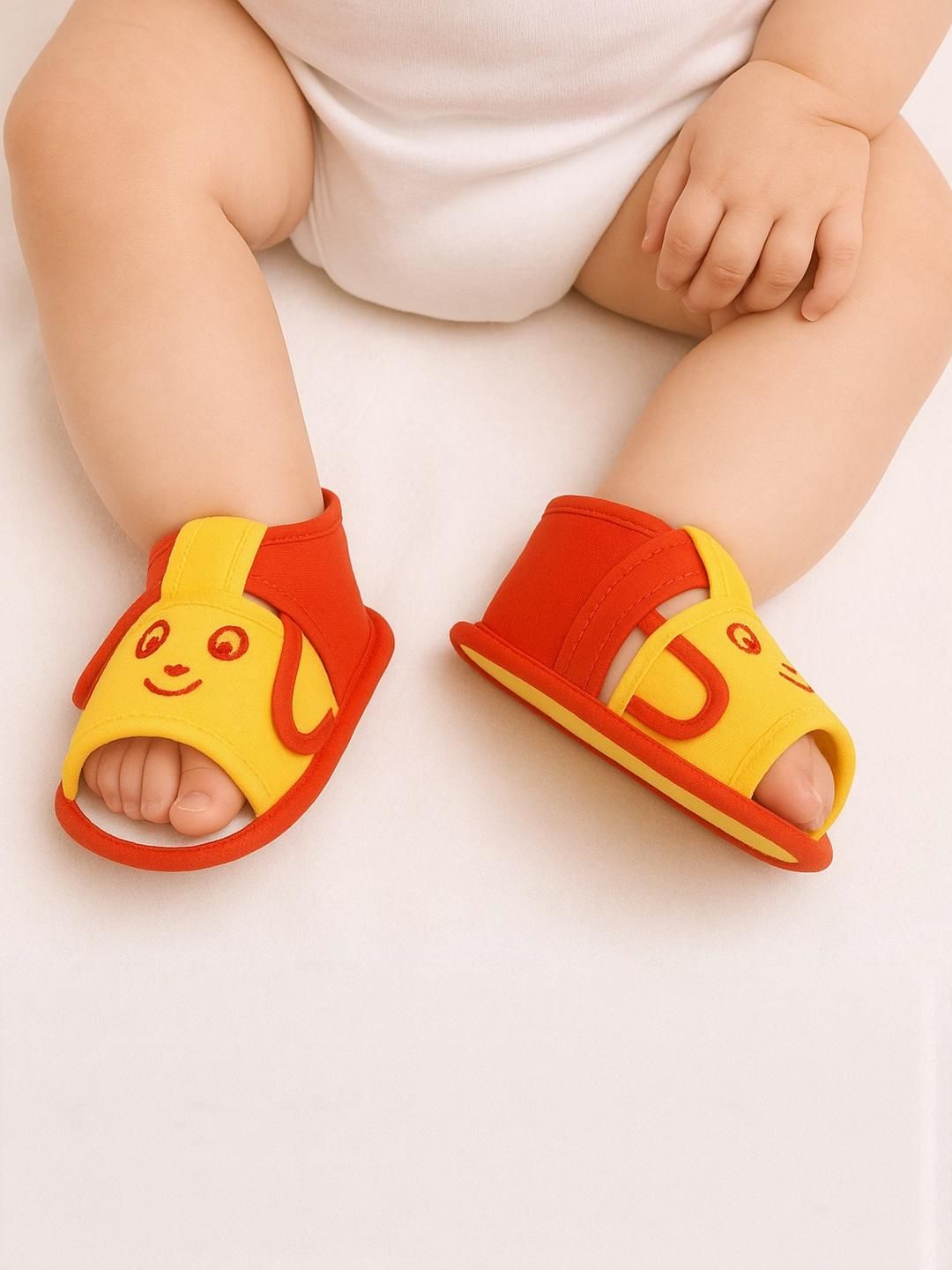 ONFEET Kids-Unisex Yellow Cotton Booties-picture-24