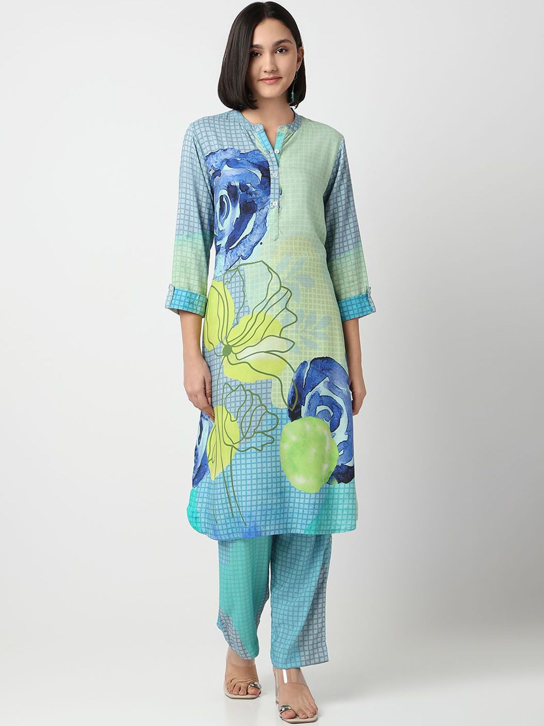 Ethnicity Women Floral Printed Regular Kurta with Trousers