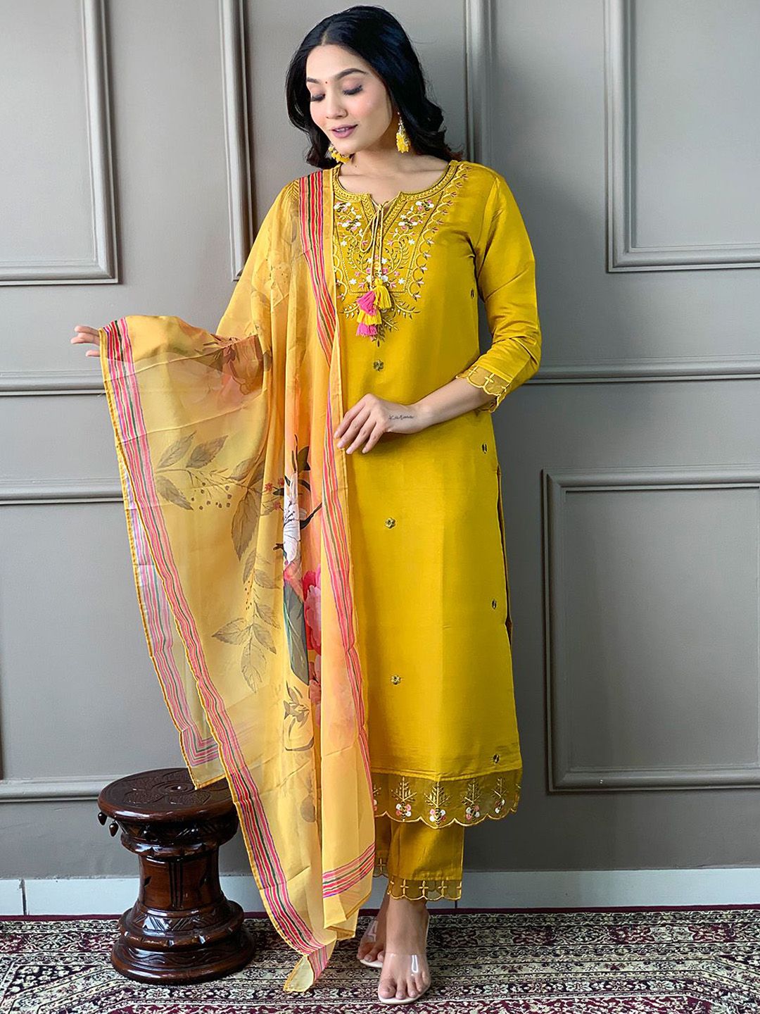 Siya Fashion Floral Embroidered Notch Neck Straight Kurta With Trousers & Dupatta