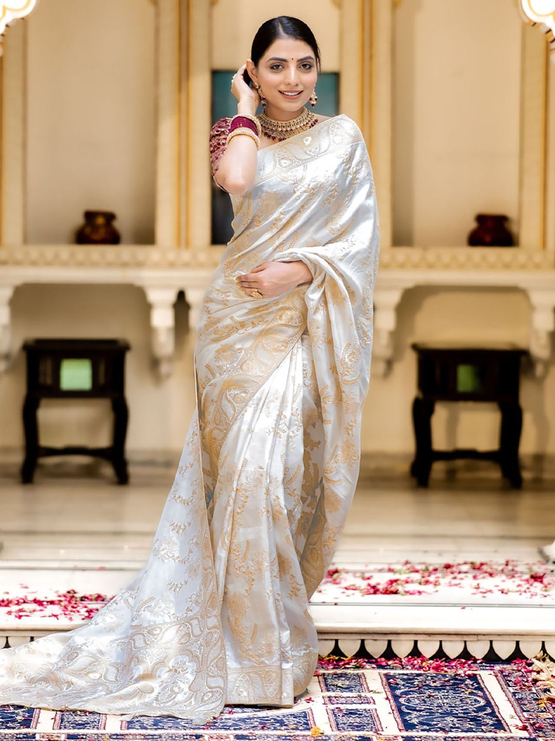 Aldwych Ethnic Motifs Woven Design Zari Banarasi Saree-picture-20