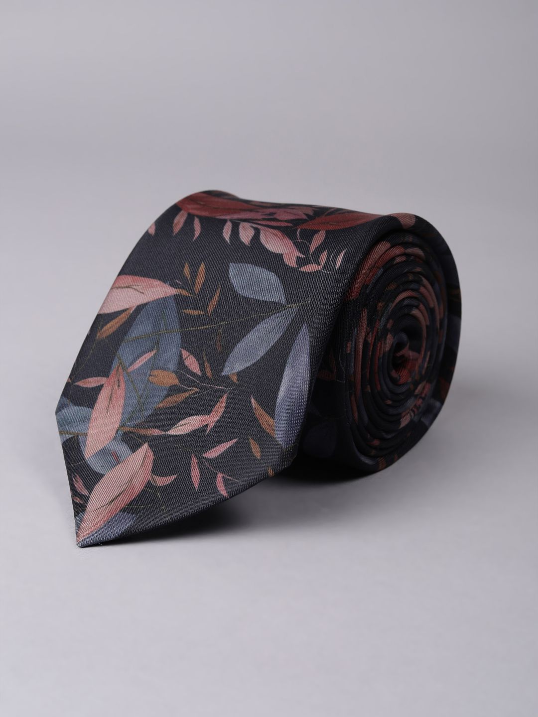 Van Heusen Men Printed Broad Tie