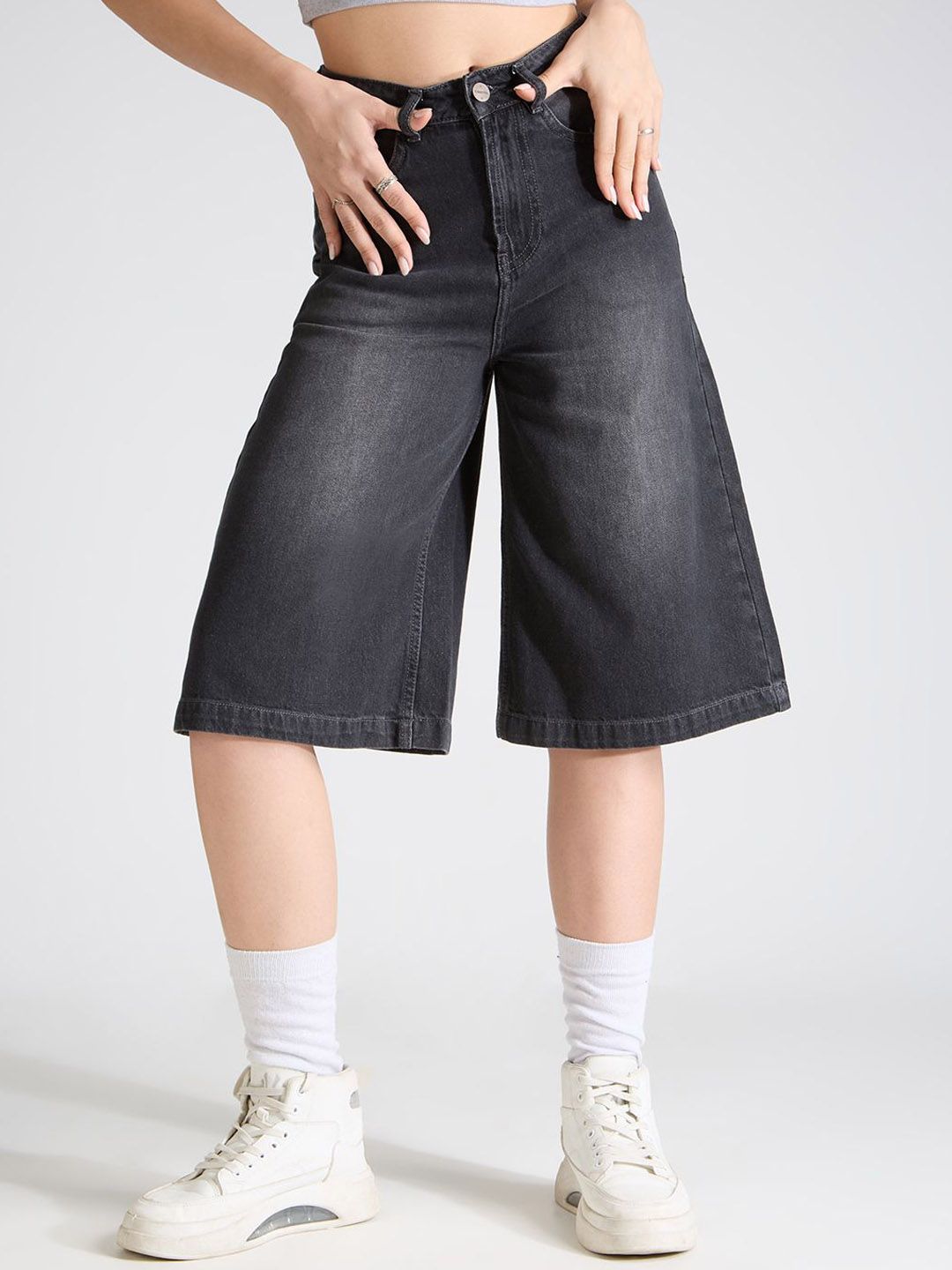 TARAMA High-Rise Cotton Shorts-picture-11