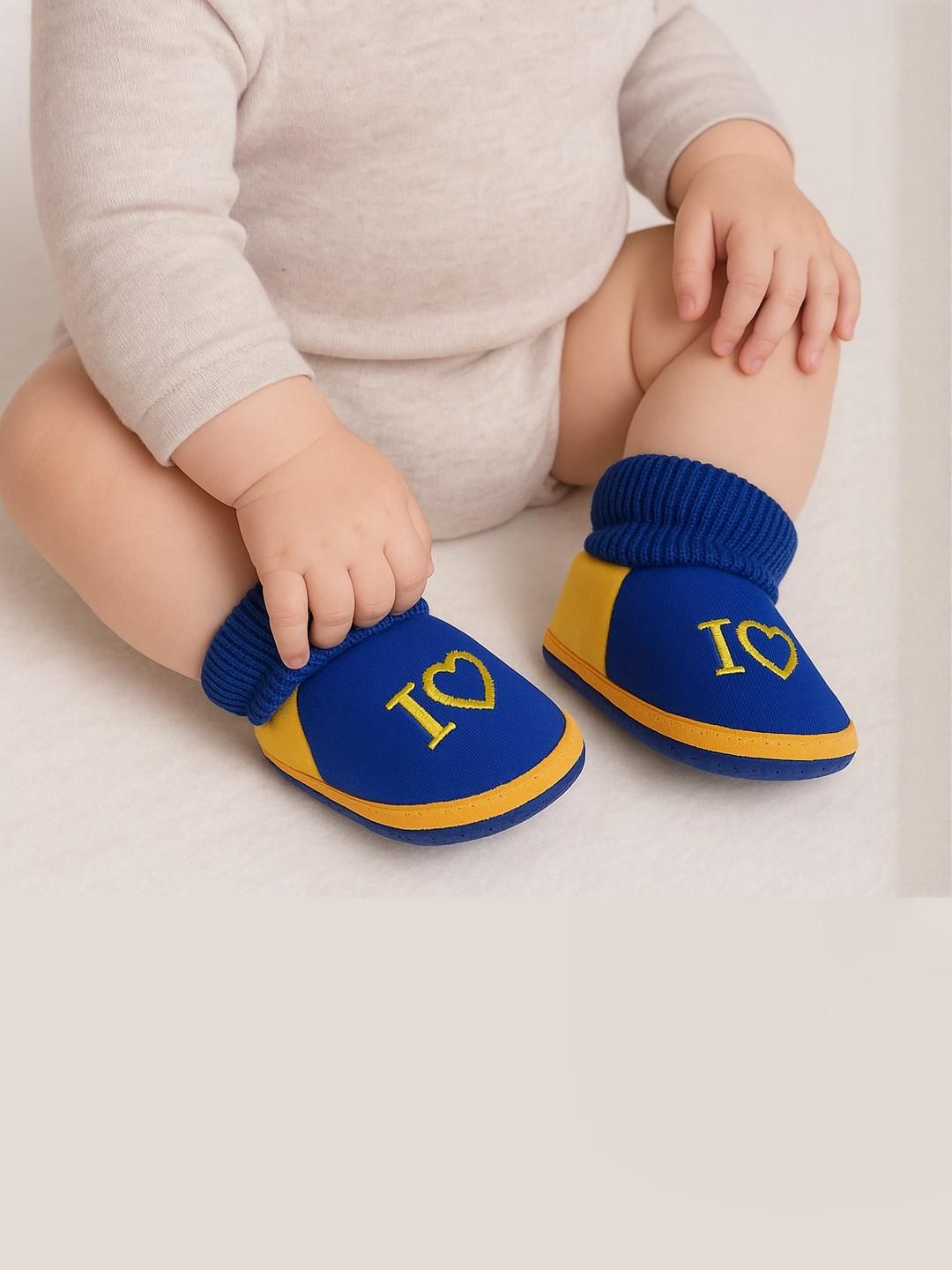 ONFEET Kids-Unisex Blue Cotton Booties-picture-22