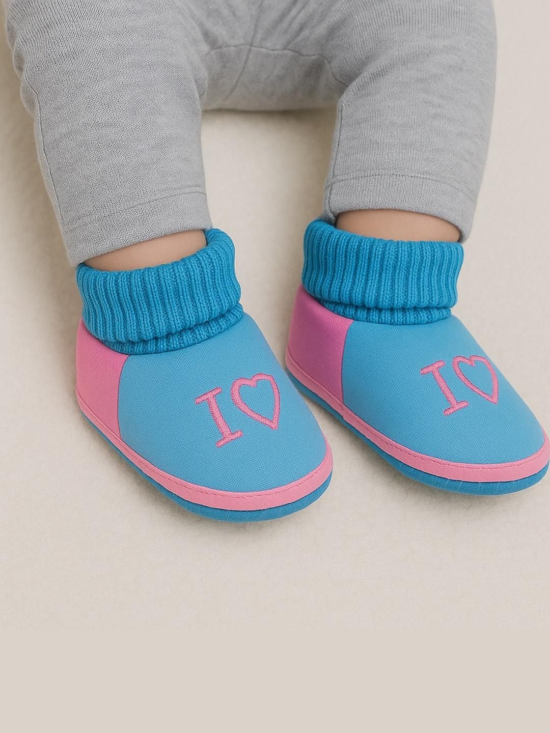 ONFEET Kids-Unisex Blue Cotton Booties-picture-34