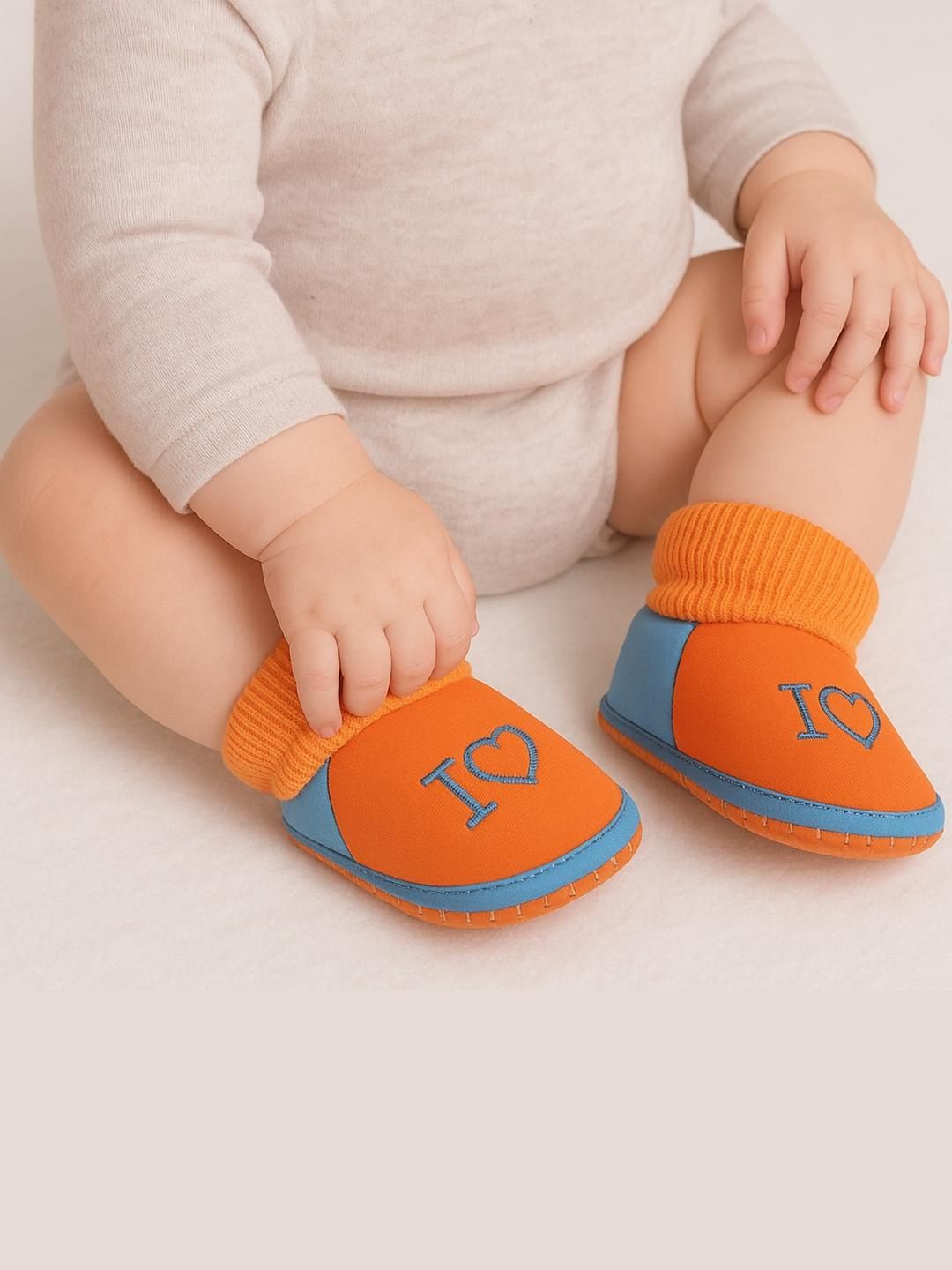 ONFEET Kids-Unisex Orange Cotton Booties-picture-37