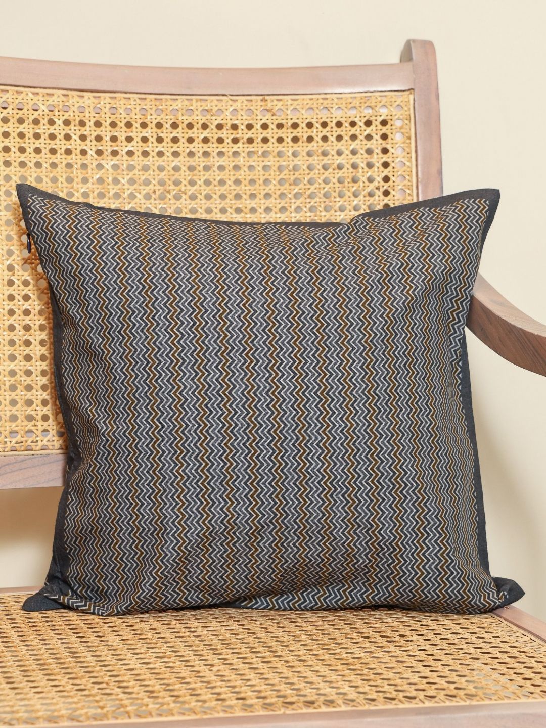 sangria Myntra Elegant Homes Vintage Twilight Grey & White Printed Cotton Square Cushion Cover-picture-20