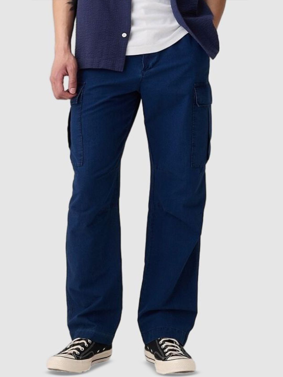 GAP Men Regular Fit Mid-Rise Cotton Cargos-picture-17