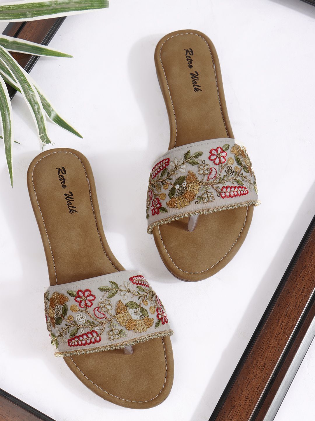 Retro Walk Women Woven Design Ethnic Embellished Open Toe Flats-picture-38