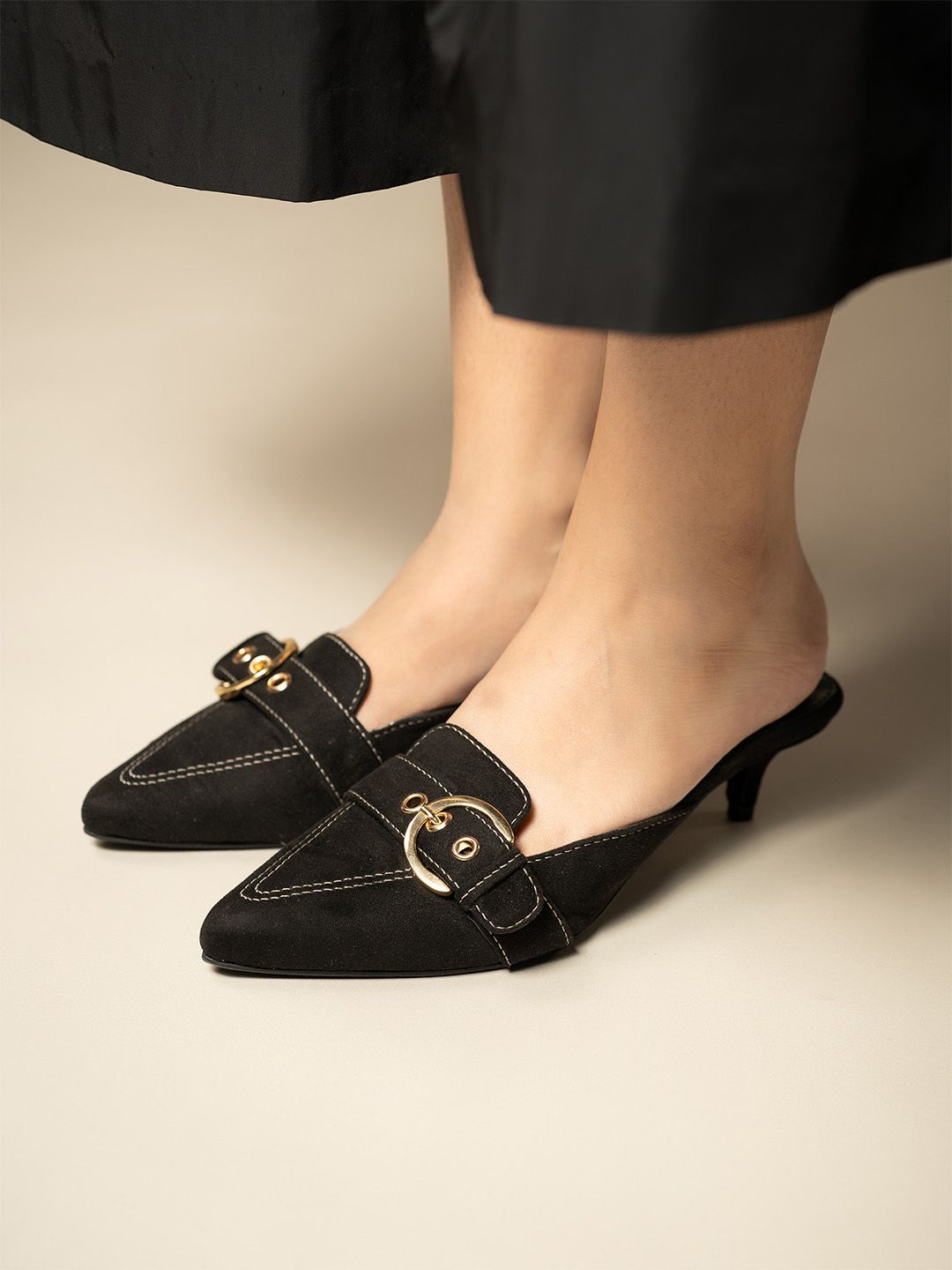 Theater Women Black Pointed-Toe Suede Mules with Kitten Heels-picture-24