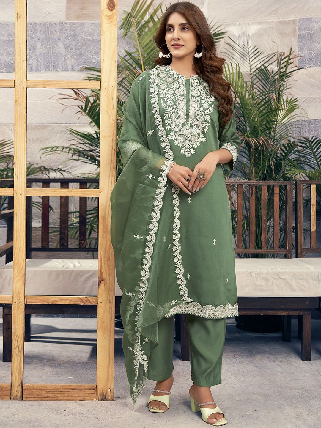 SANISA Women Ethnic Motifs Embroidered Sequinned Kurta with Trousers & Dupatta-picture-22