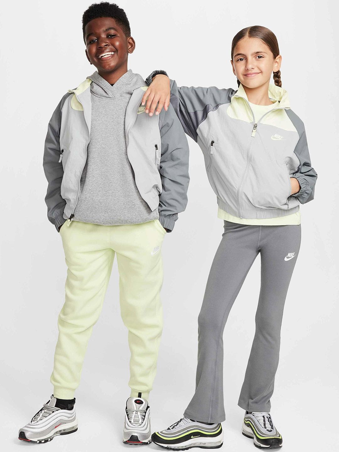 Nike Sportswear Amplify Older Kids Woven Full-Zip Jacket-picture-16