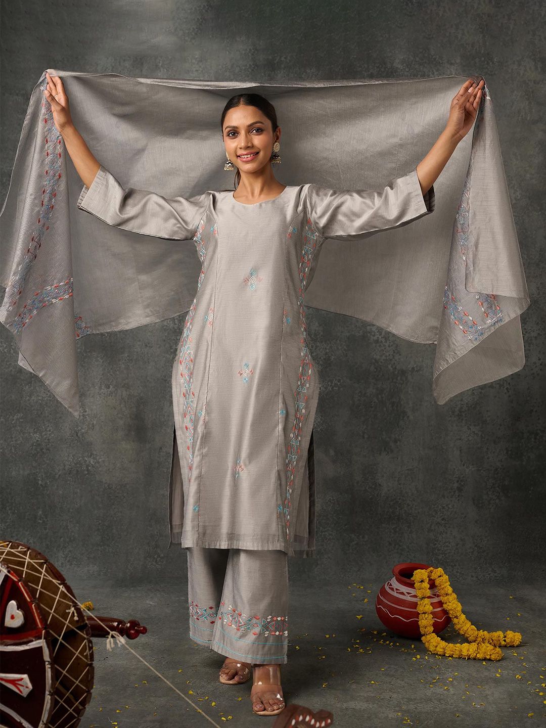 Phulkari Forever Women Floral Embroidered Handloom Ethnic Palazzos-picture-17