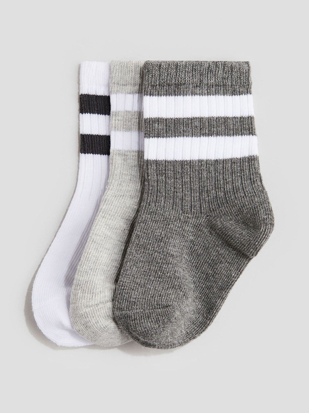 H&M 3-Pack Socks-picture-46