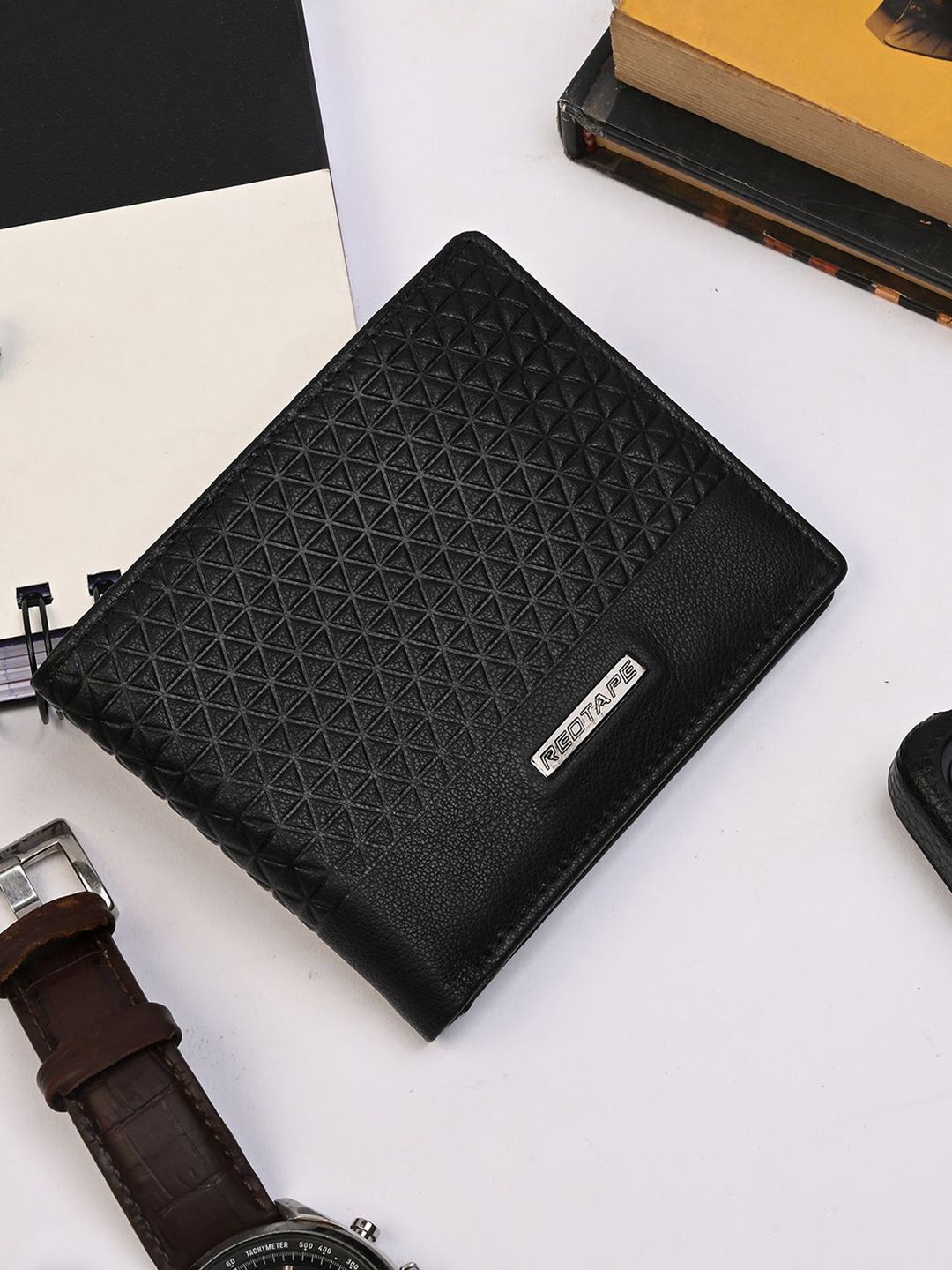 Red Tape Men Geometric Textured Leather Two Fold Wallet-picture-37