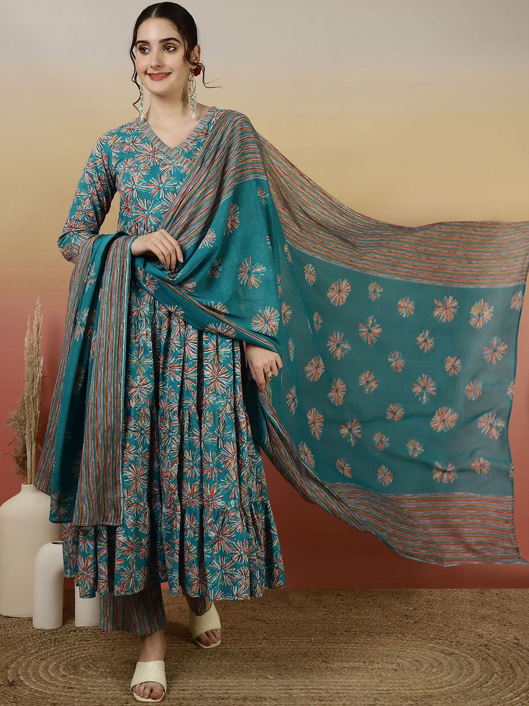 GLAM ROOTS Women Floral Printed Angrakha Kurta with Palazzos & With Dupatta-picture-38