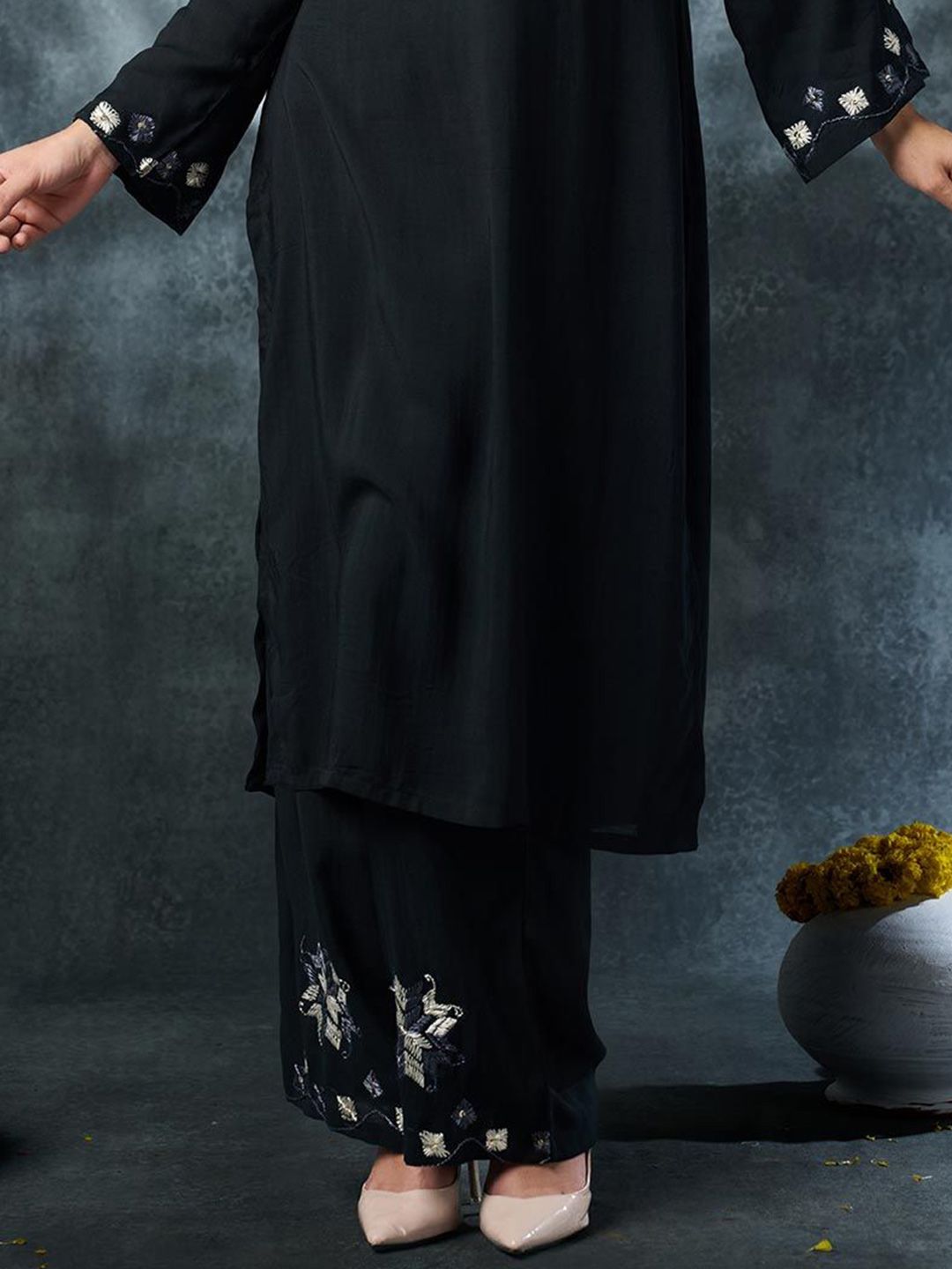 Phulkari Forever Women Ethnic Motifs Embroidered Handloom Ethnic Palazzos-picture-21