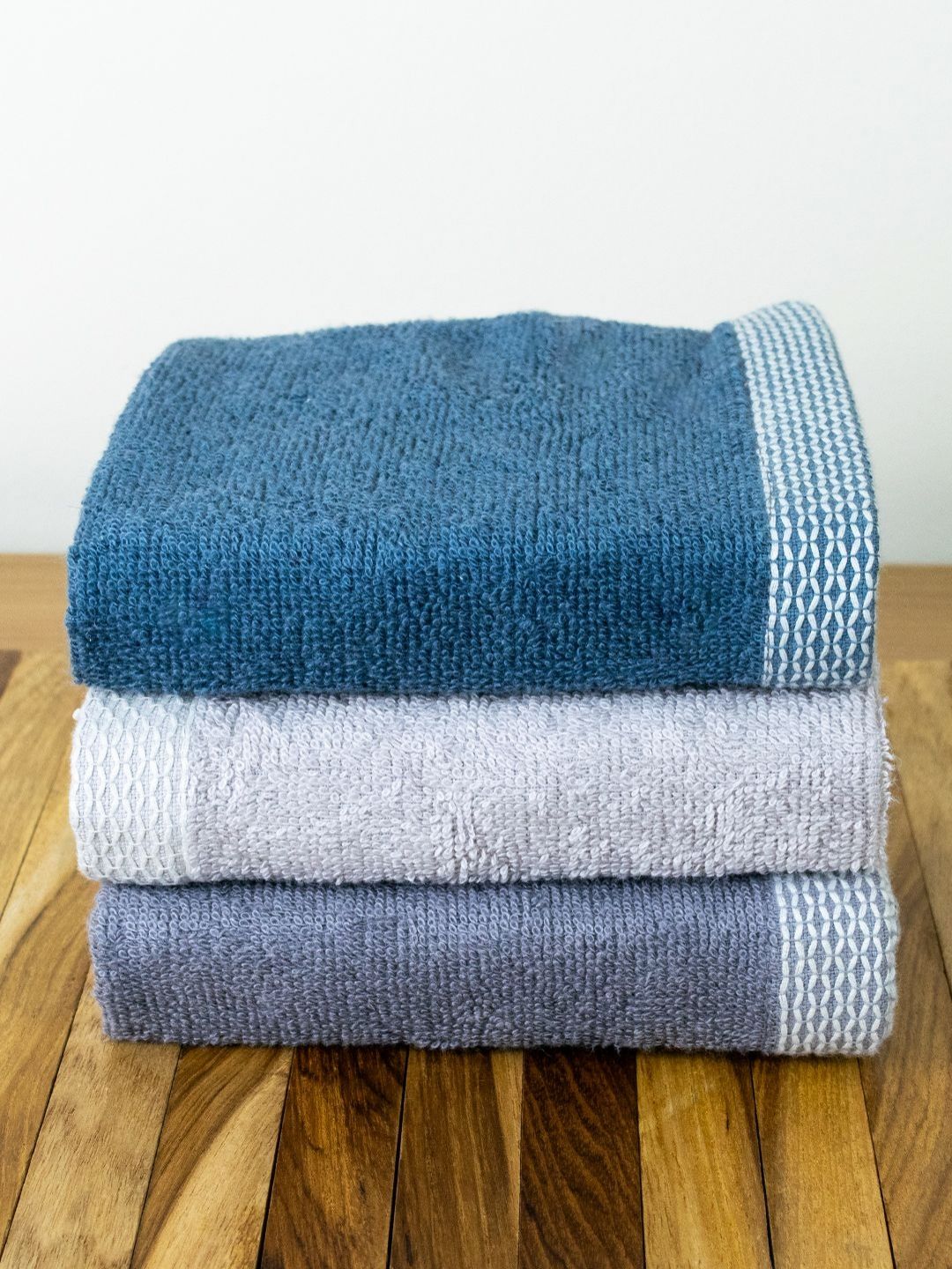 Myntra Elegant Homes 3Pcs Blue & Grey Organic Bamboo 550 GSM Face Towels-picture-28