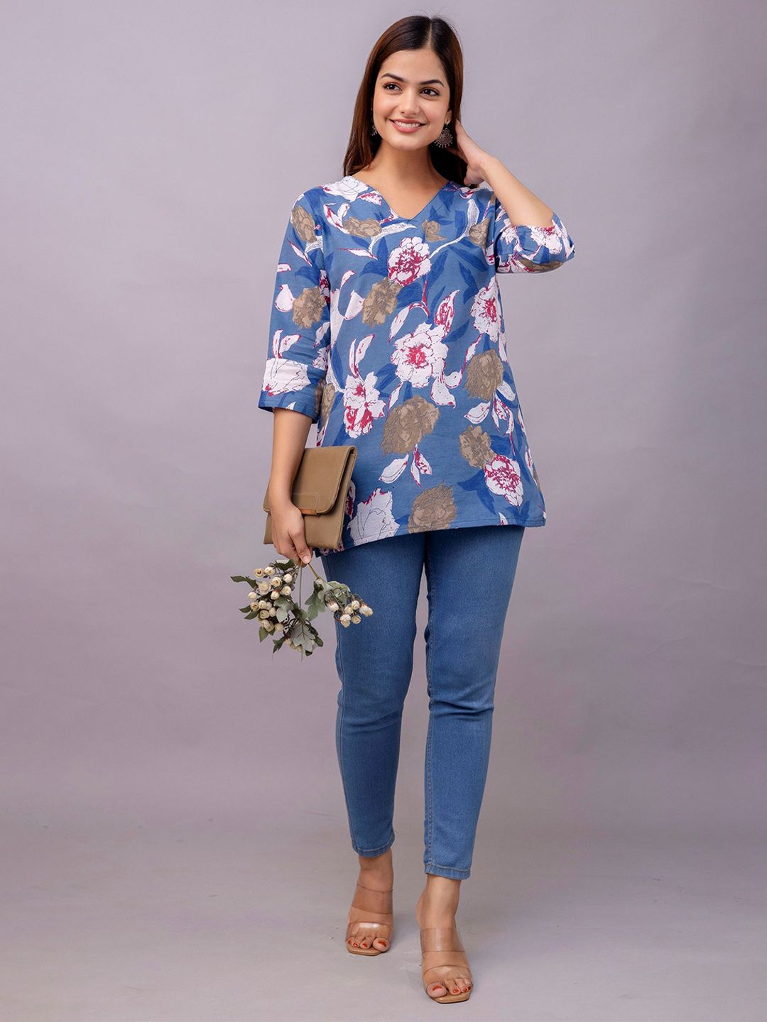 Mialo fashion Women Floral Printed V-Neck Pure Cotton Kurti-picture-17