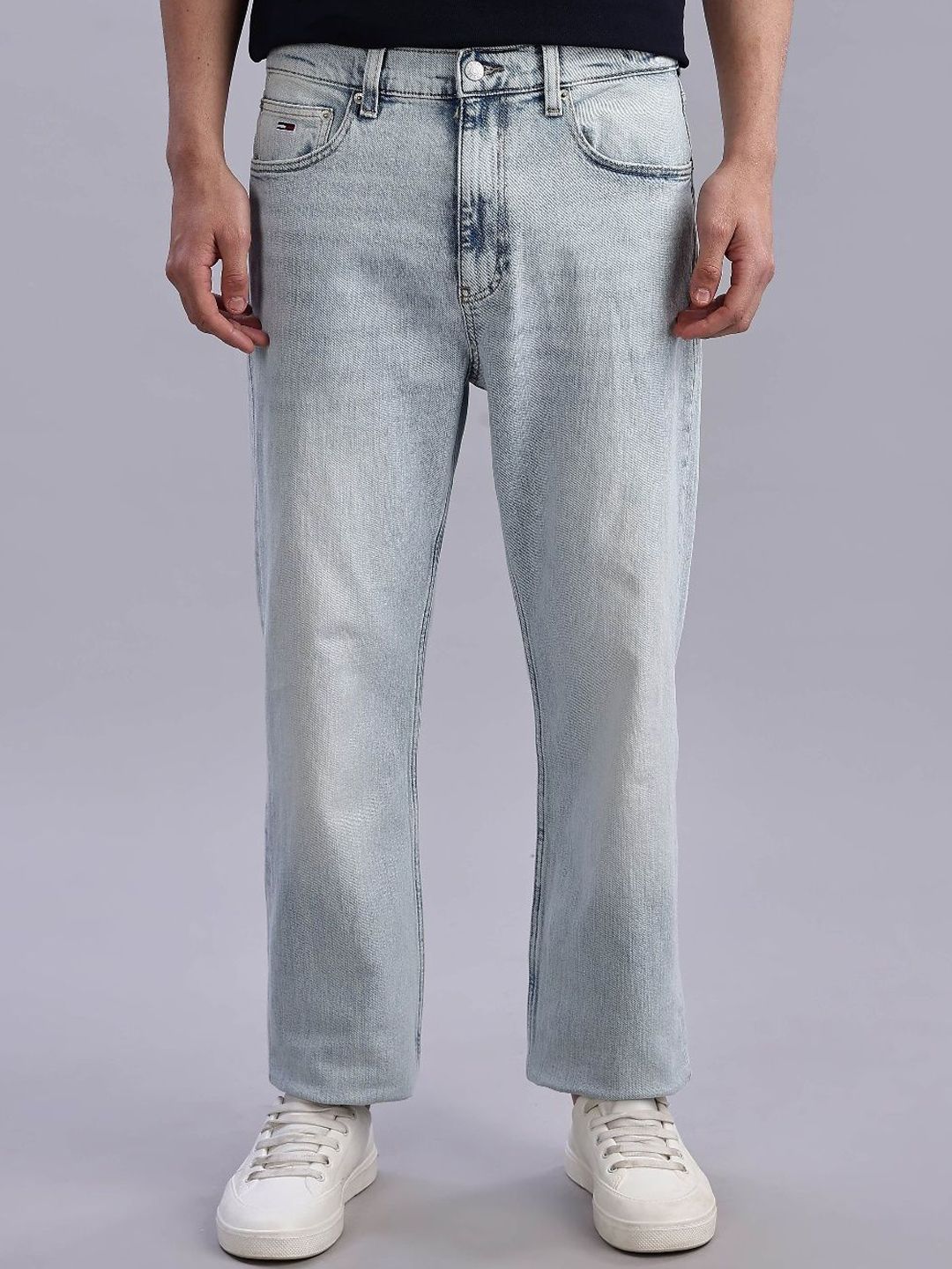 Tommy Hilfiger Men Low-Rise Heavy Fade Stretchable Jeans