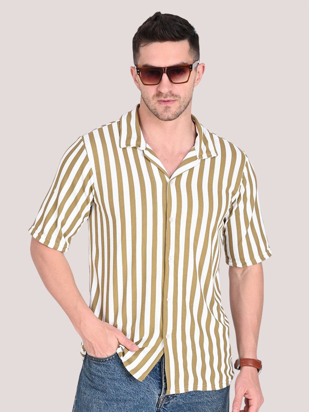 TRAQUILA Men Comfort Multi Stripes Opaque Striped Casual Shirt-picture-39