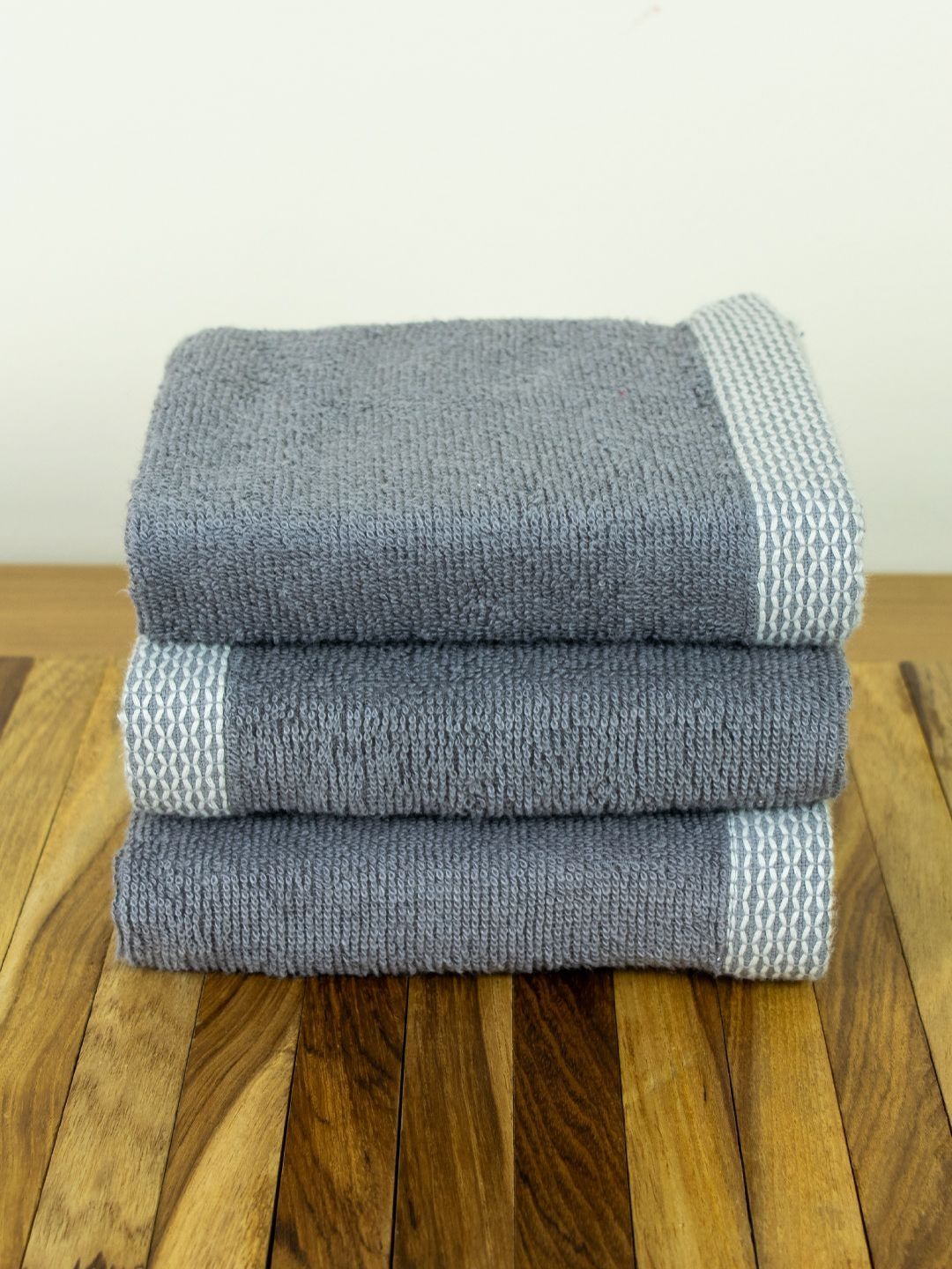 Myntra Elegant Homes 3 Pieces Grey Melange Organic Bamboo 550 GSM Face Towels-image-43