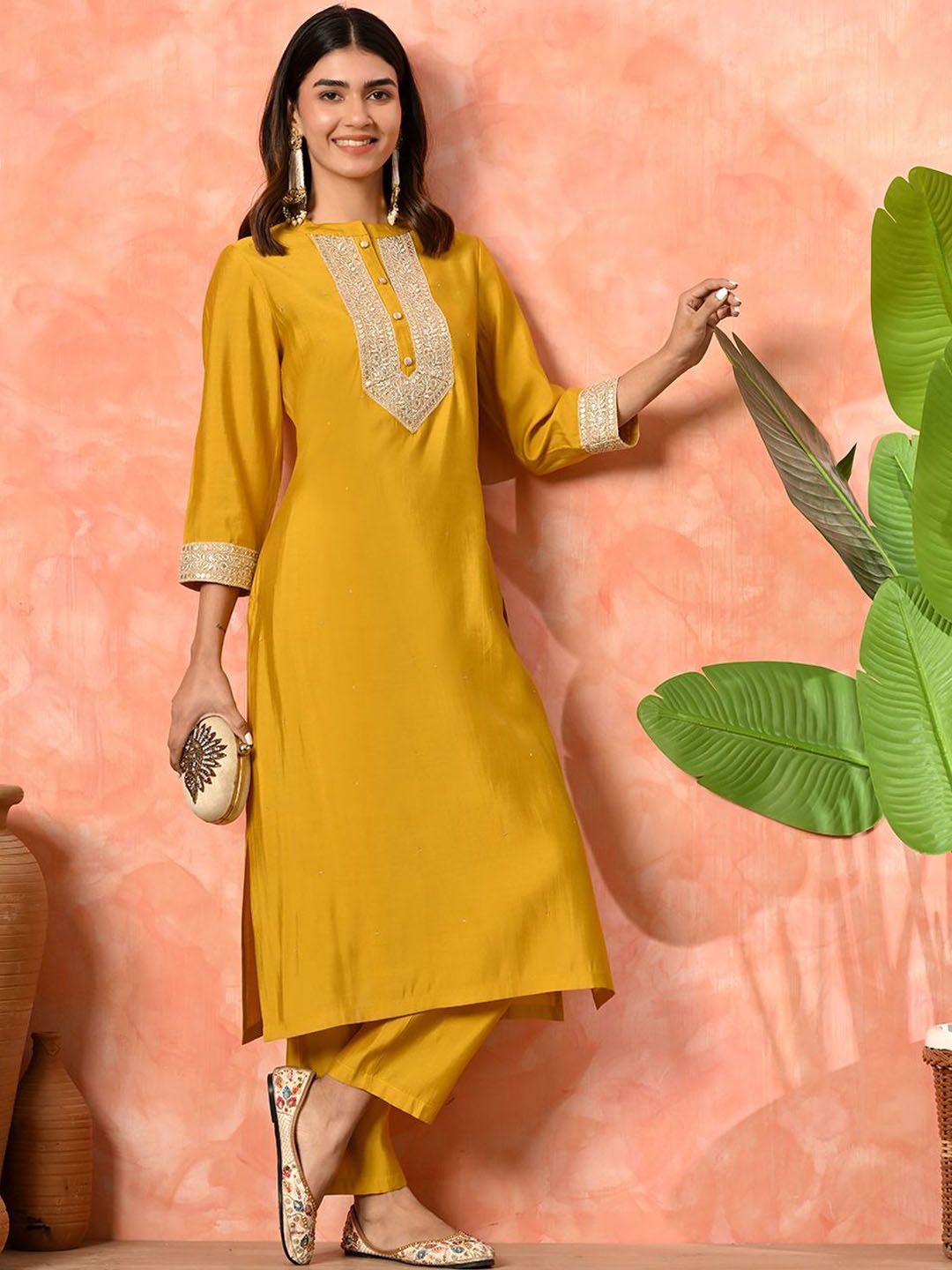 Sangria Floral Yoke Design Sequinned Mandarin Collar Straight Kurta With Trousers