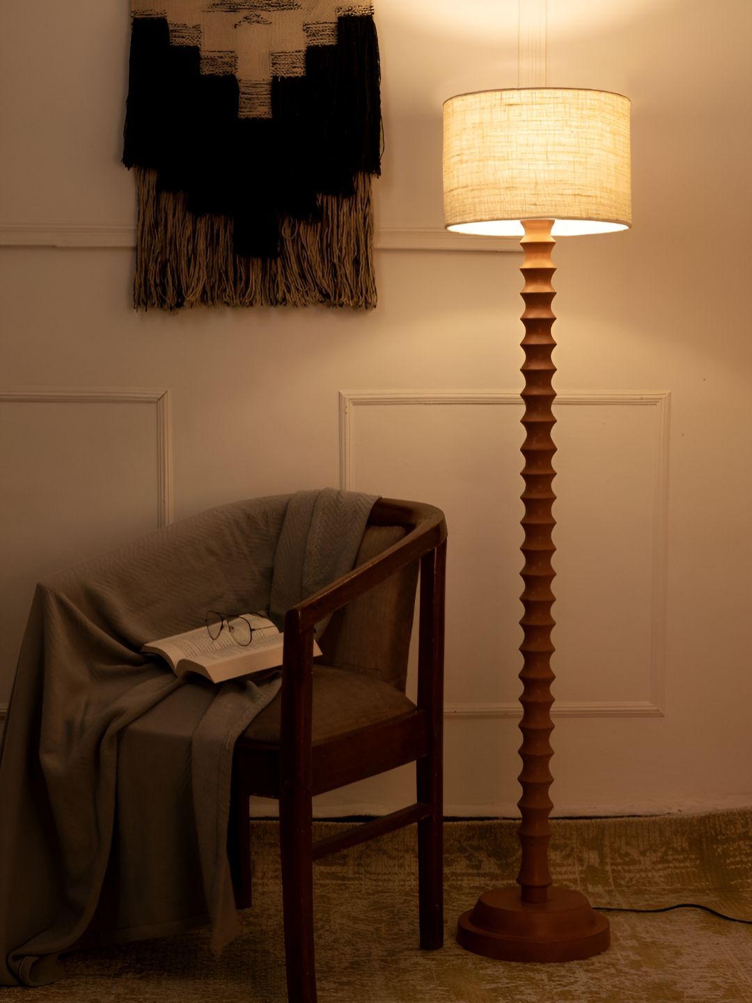 green girgit Beige & Brown Wooden Jute Cylinder Shaped Floor Lamp-image-30
